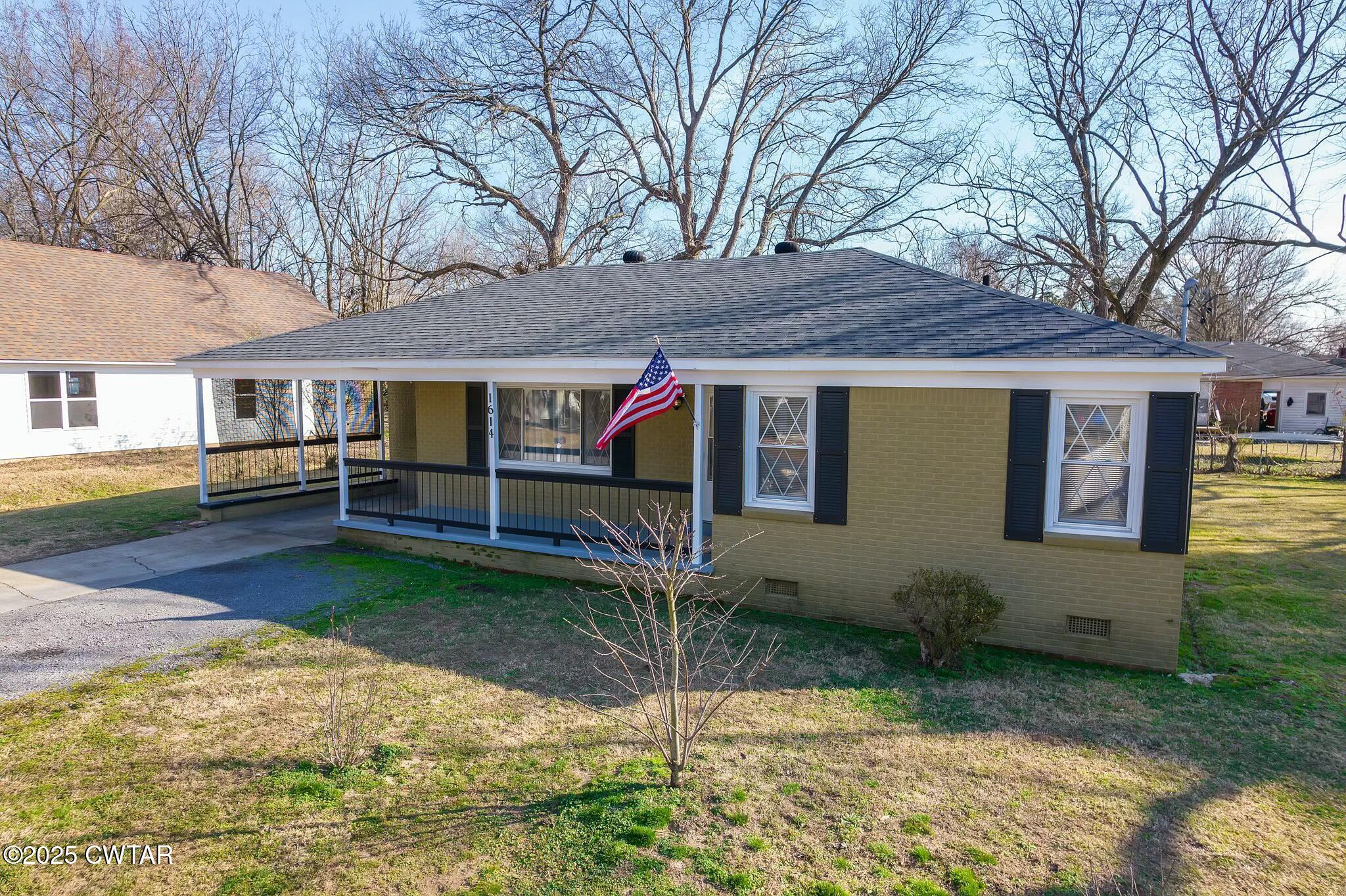 1614 Elm Street