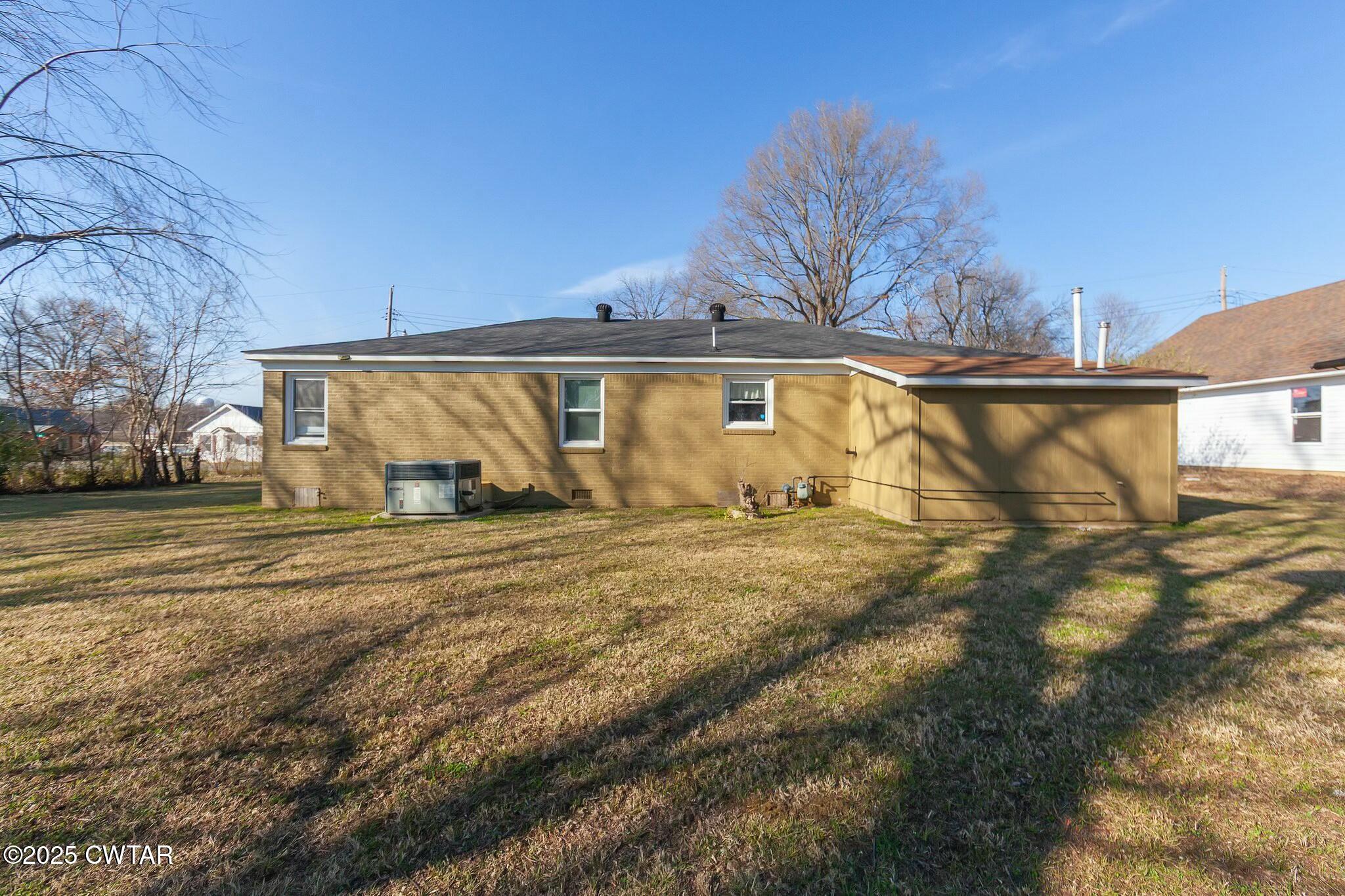 1614 Elm Street