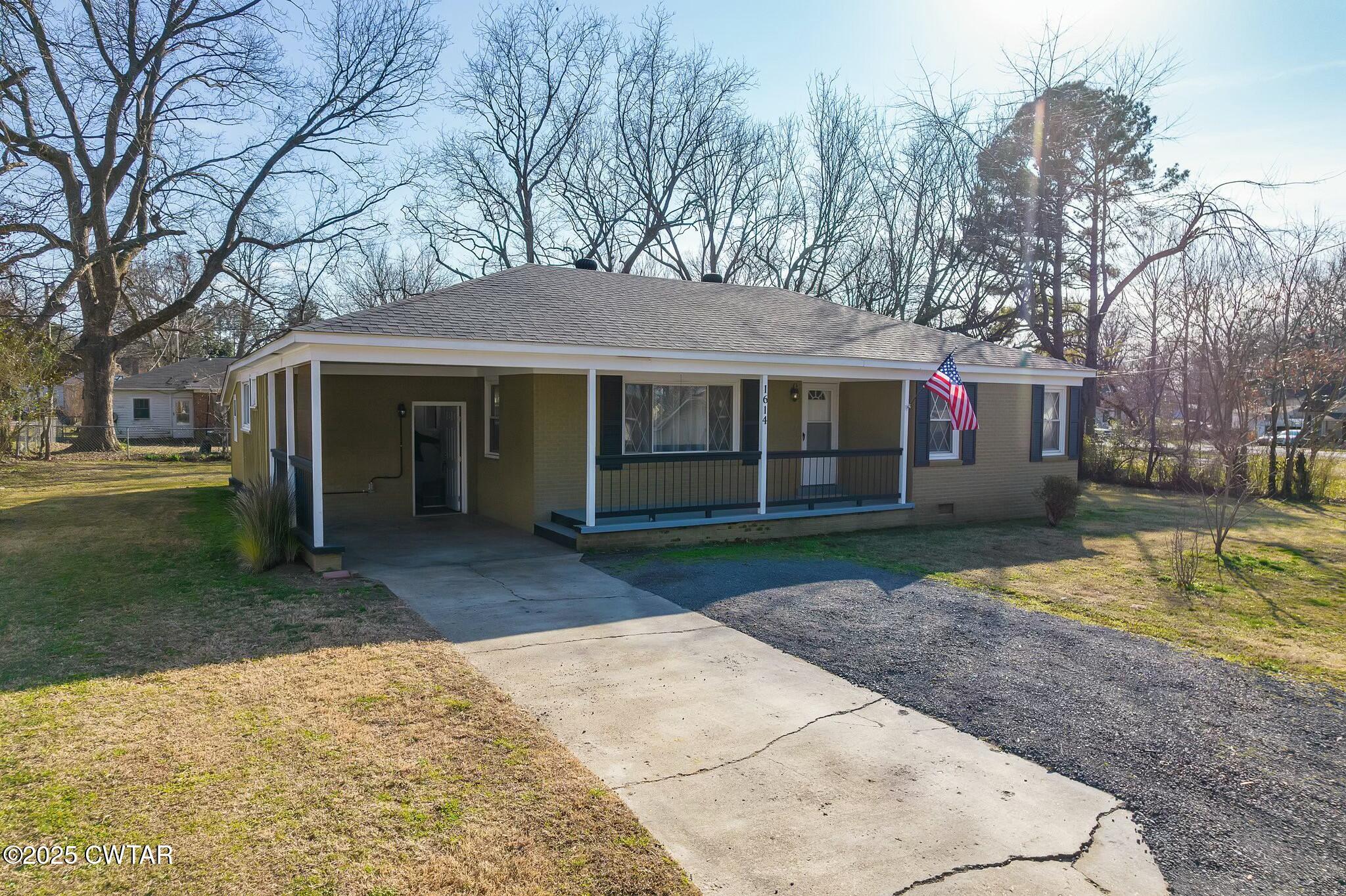 1614 Elm Street