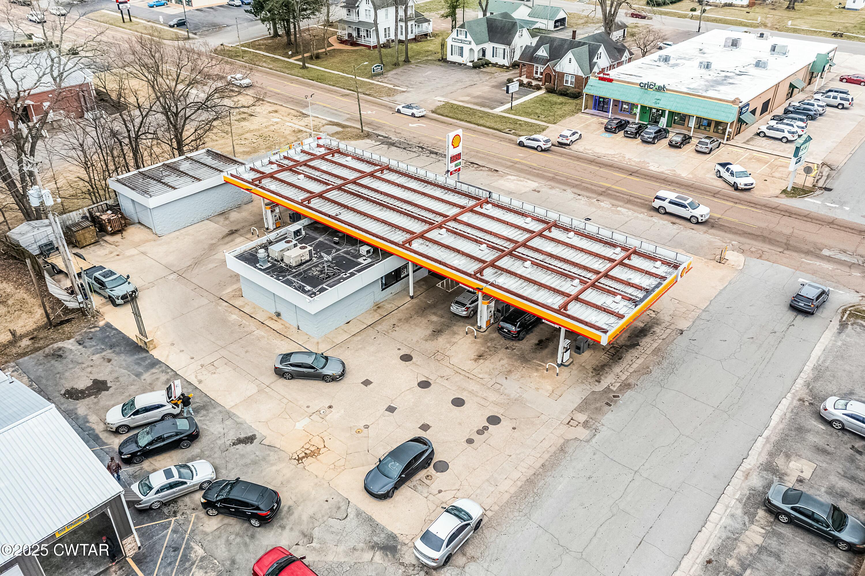 320 W Market Street