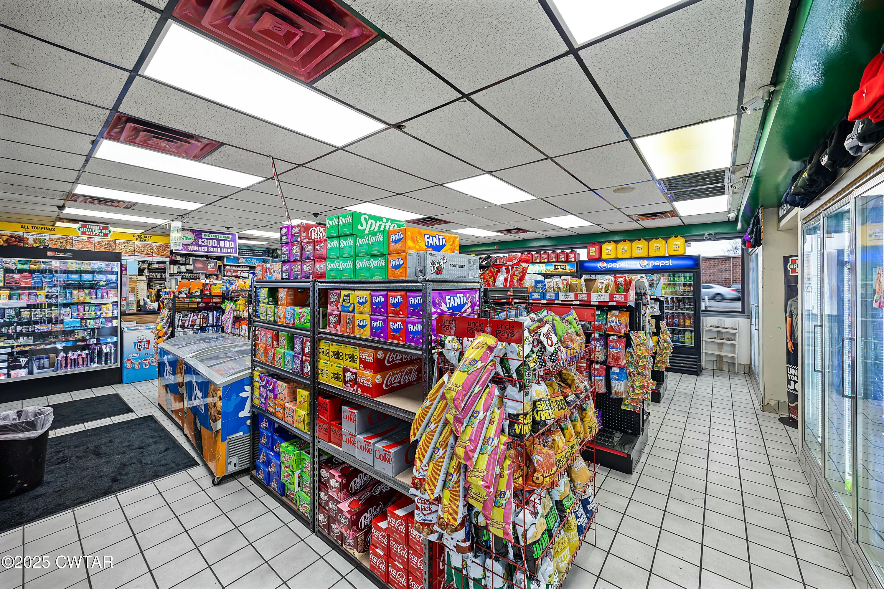 320 W Market Street