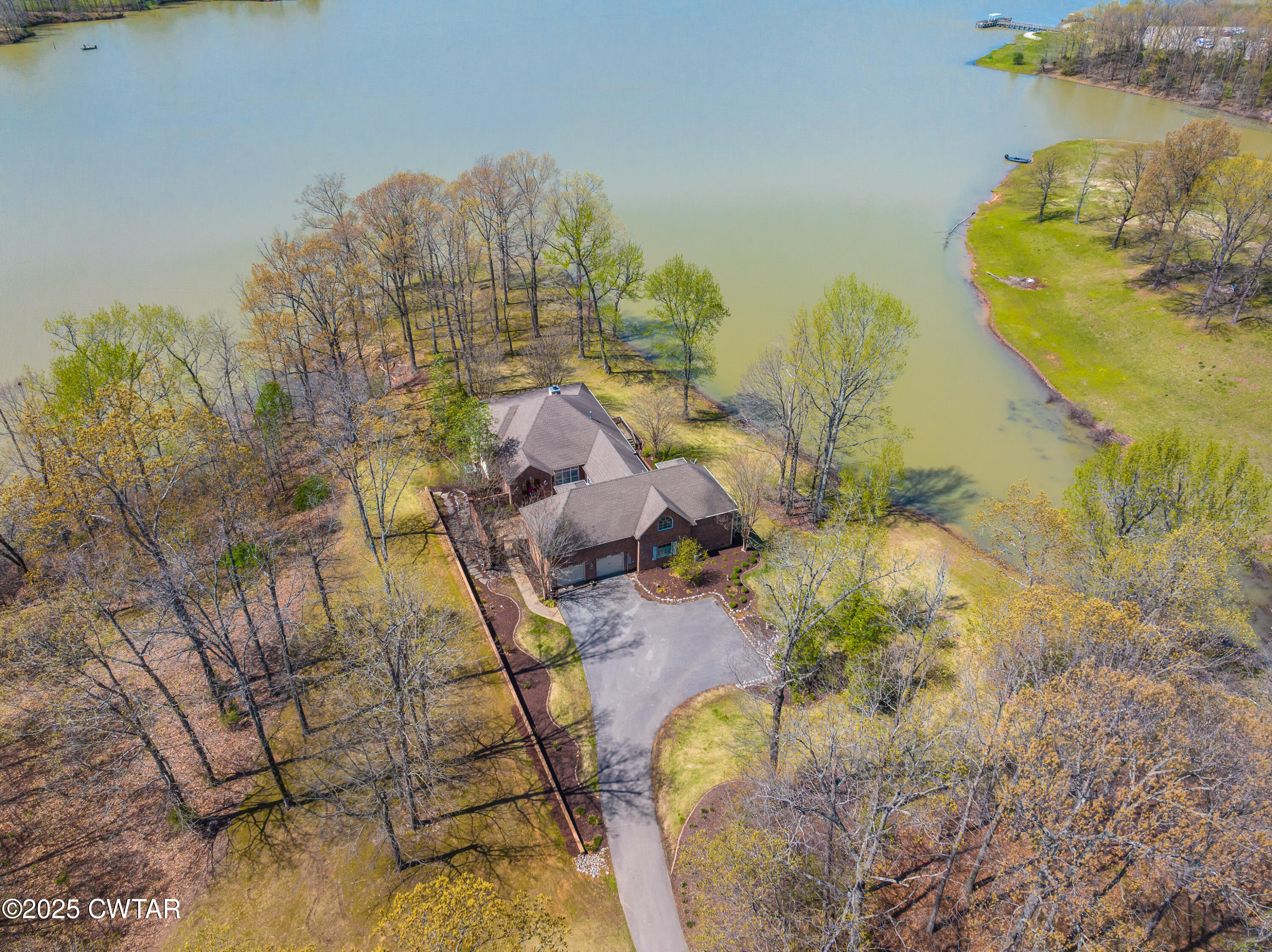46 Lakeview Road