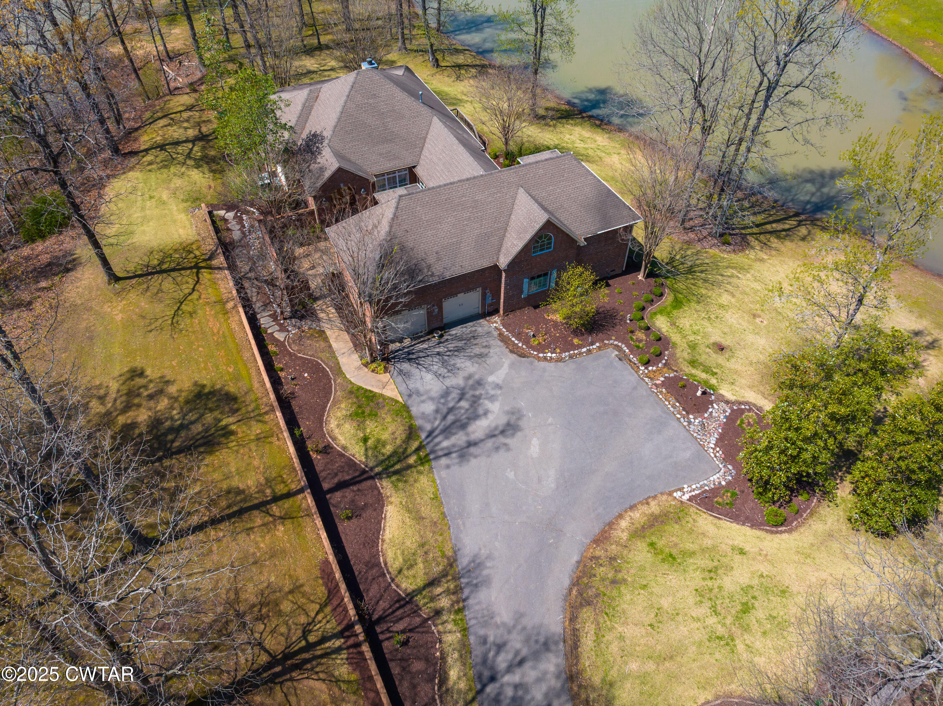 46 Lakeview Road