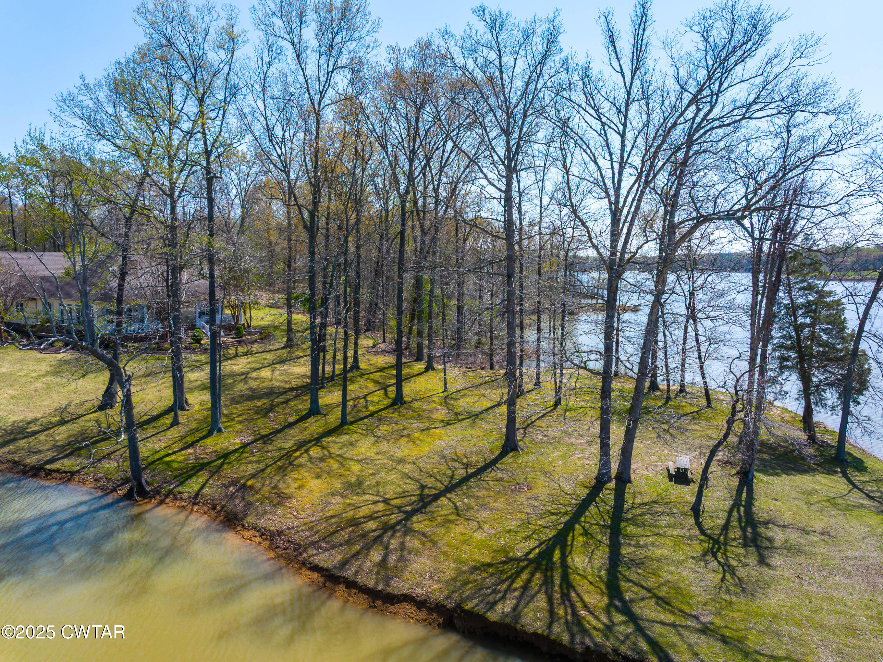 46 Lakeview Road