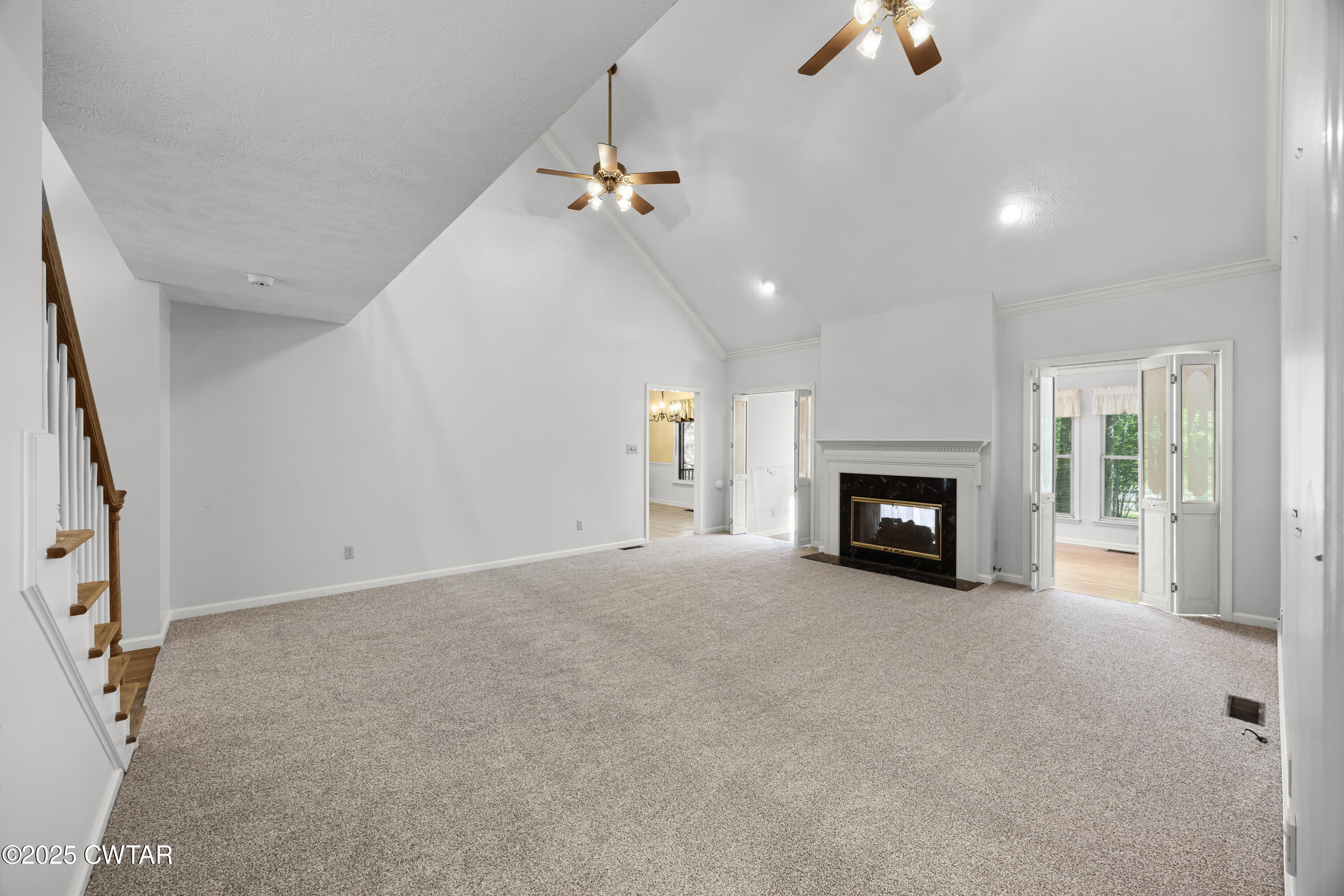 121 Paddock Place