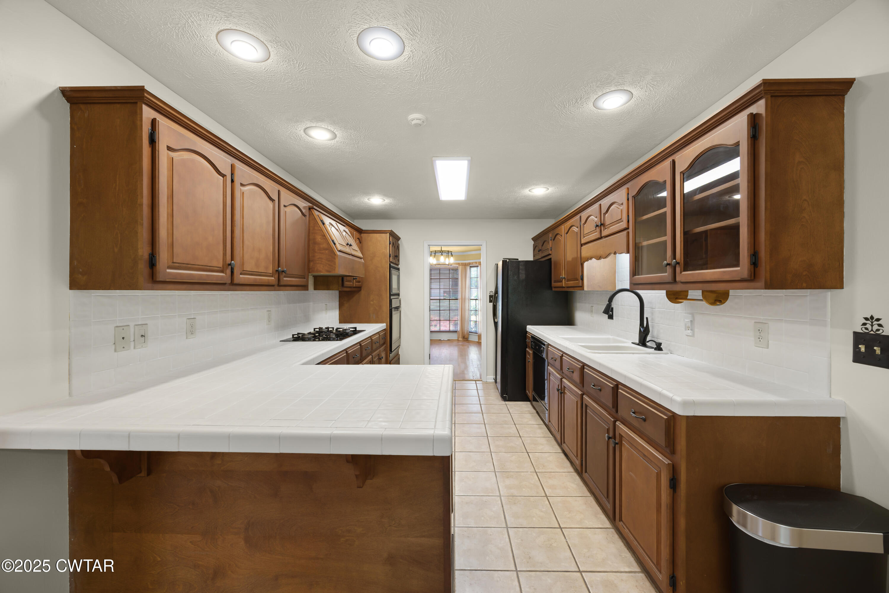 121 Paddock Place