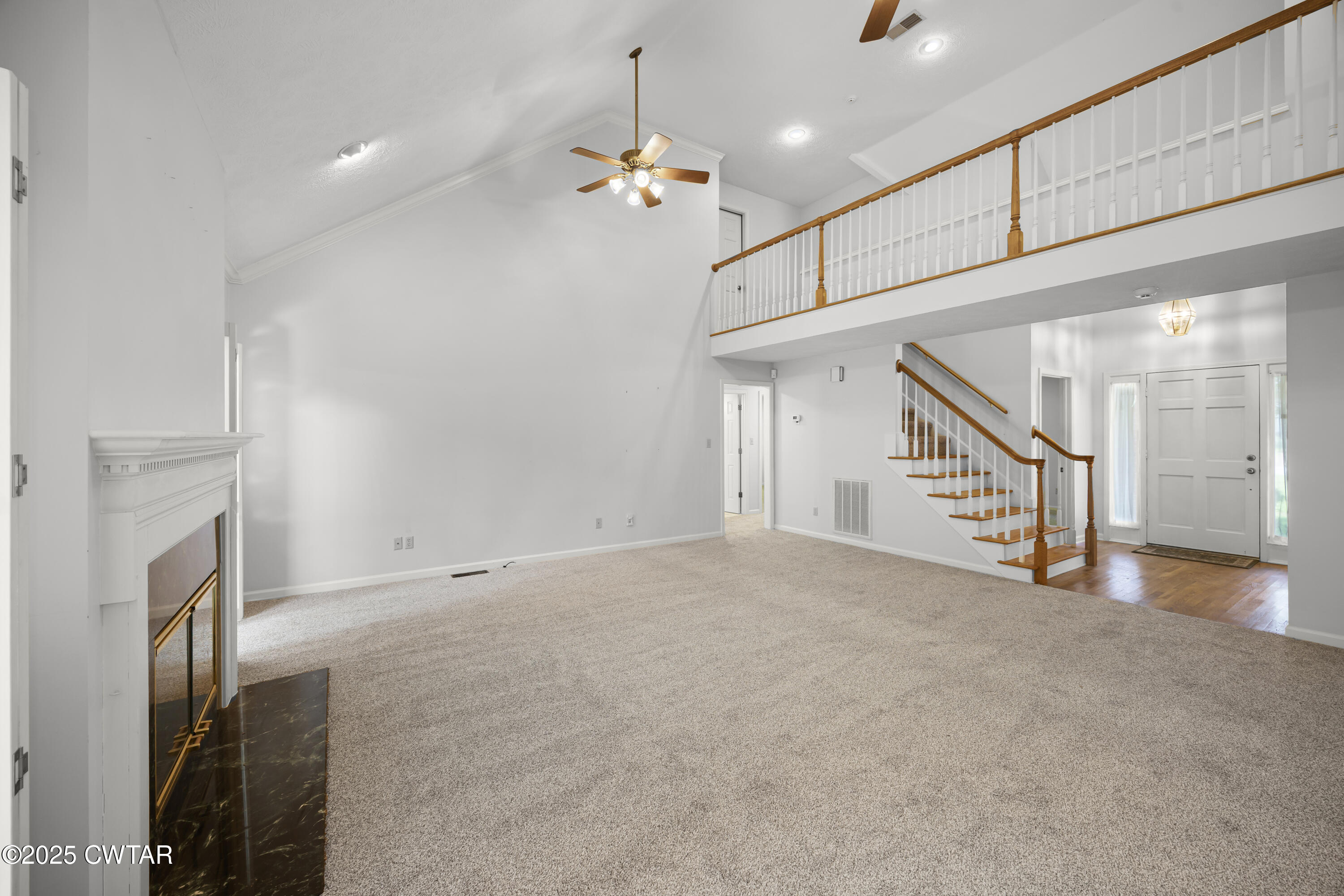 121 Paddock Place