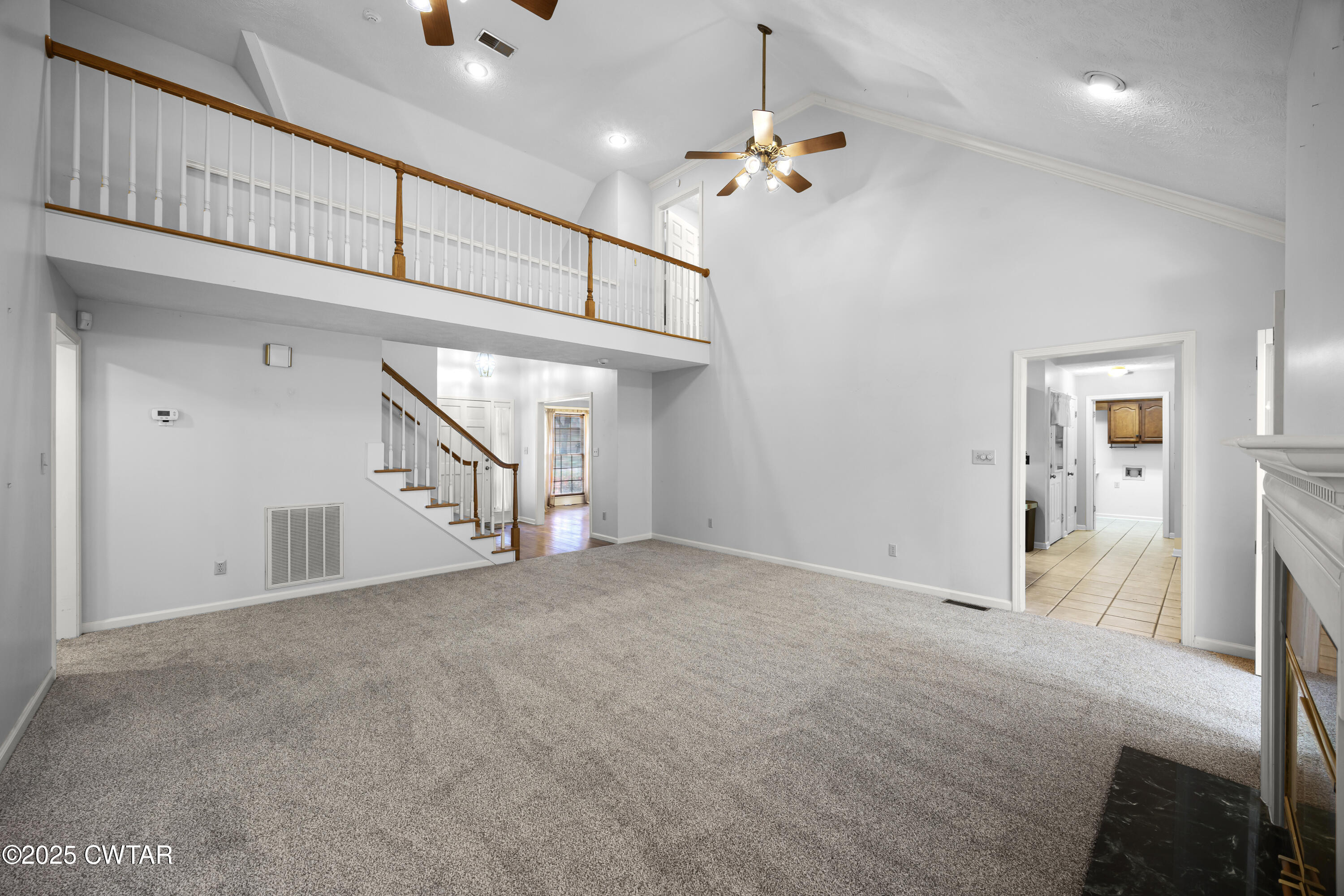 121 Paddock Place