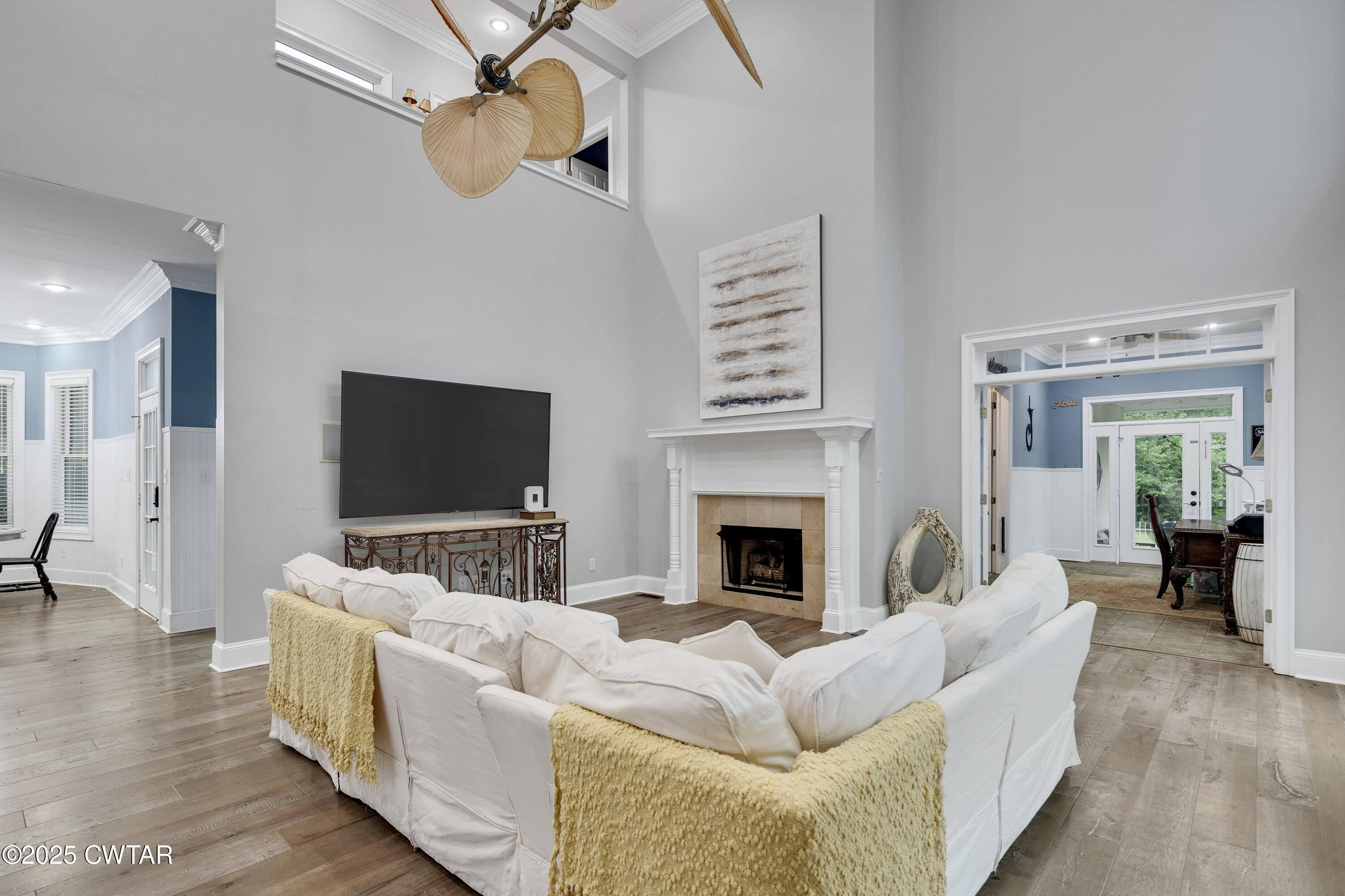 51 Crownpointe Cove