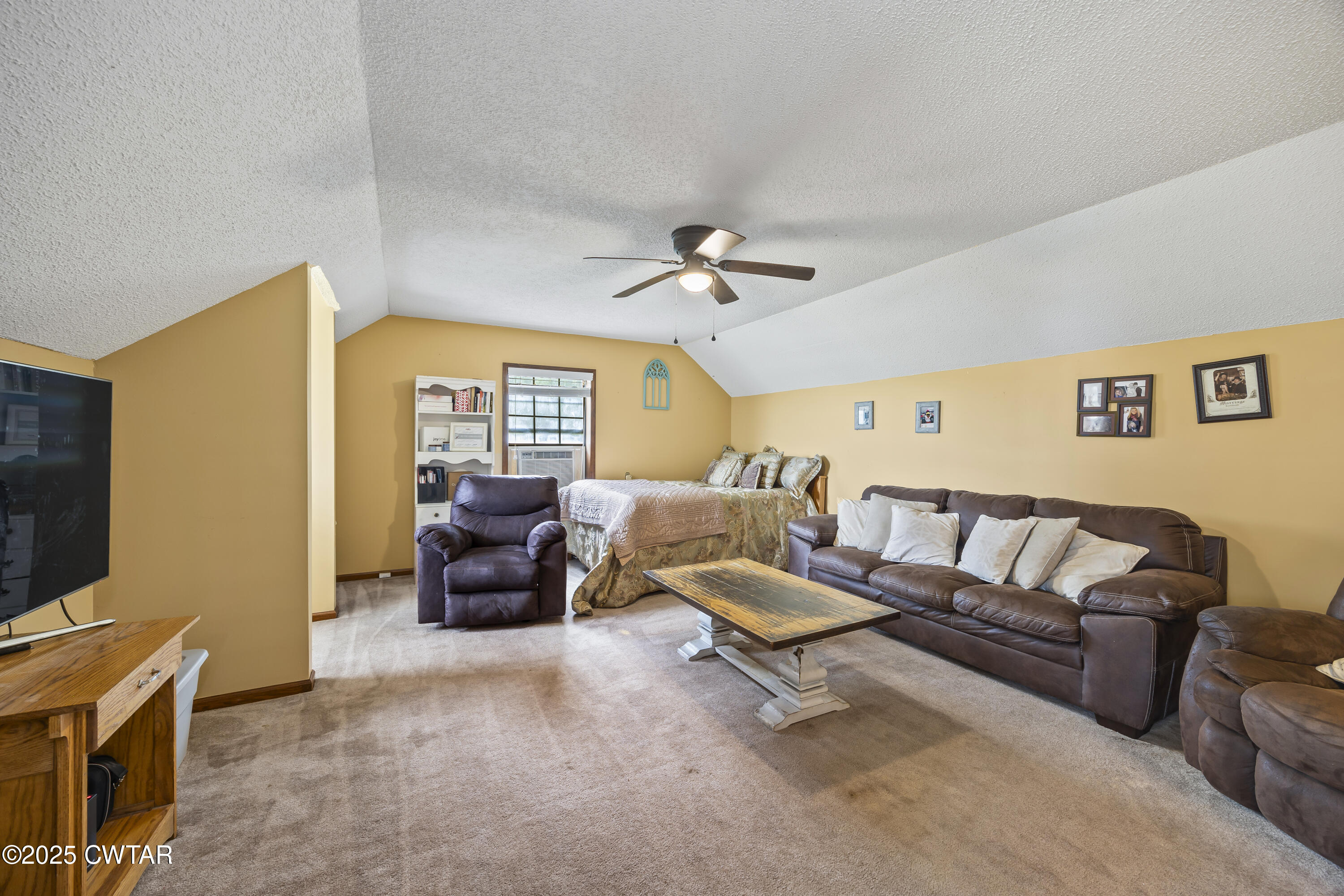 425 Deer View Lane