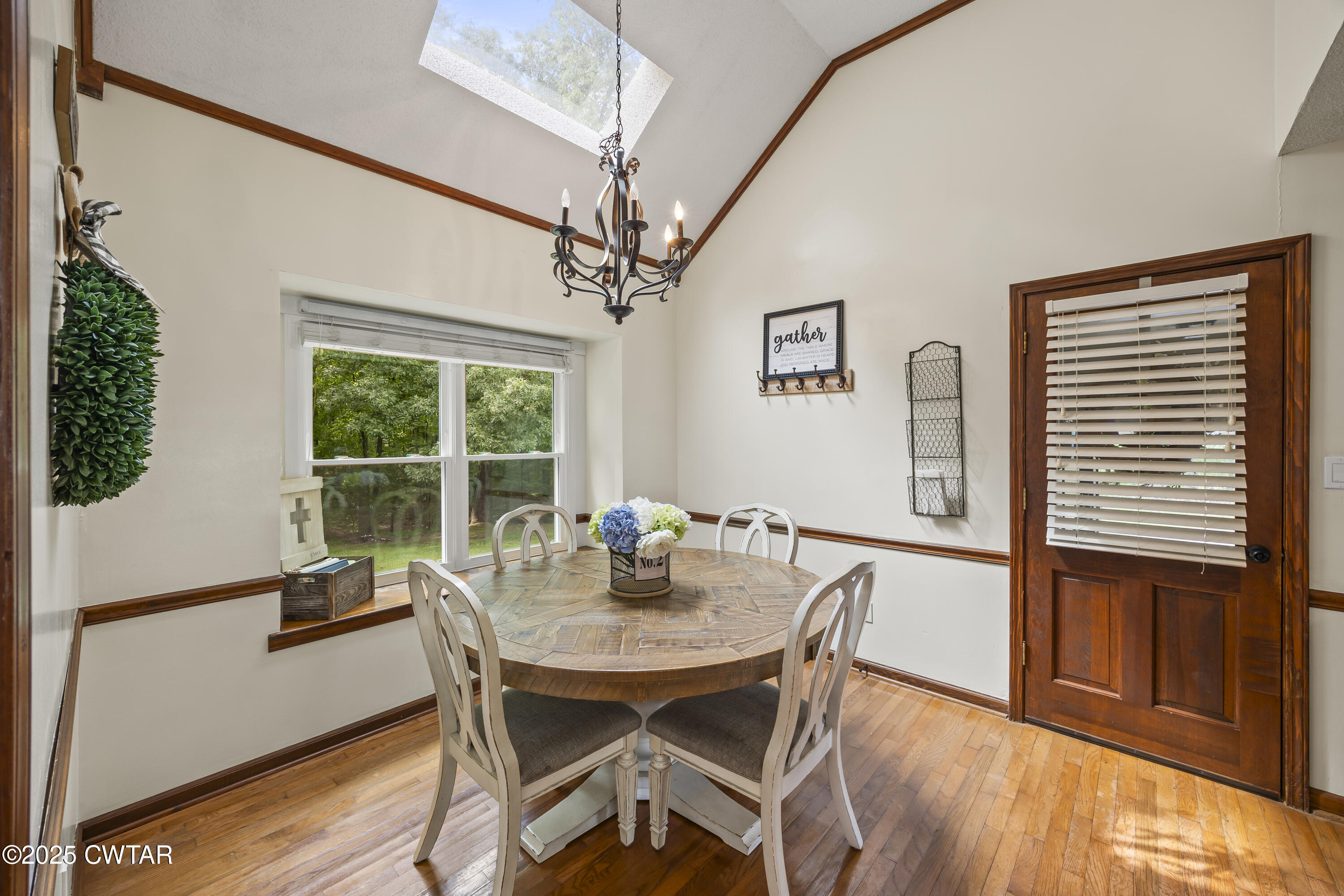 425 Deer View Lane
