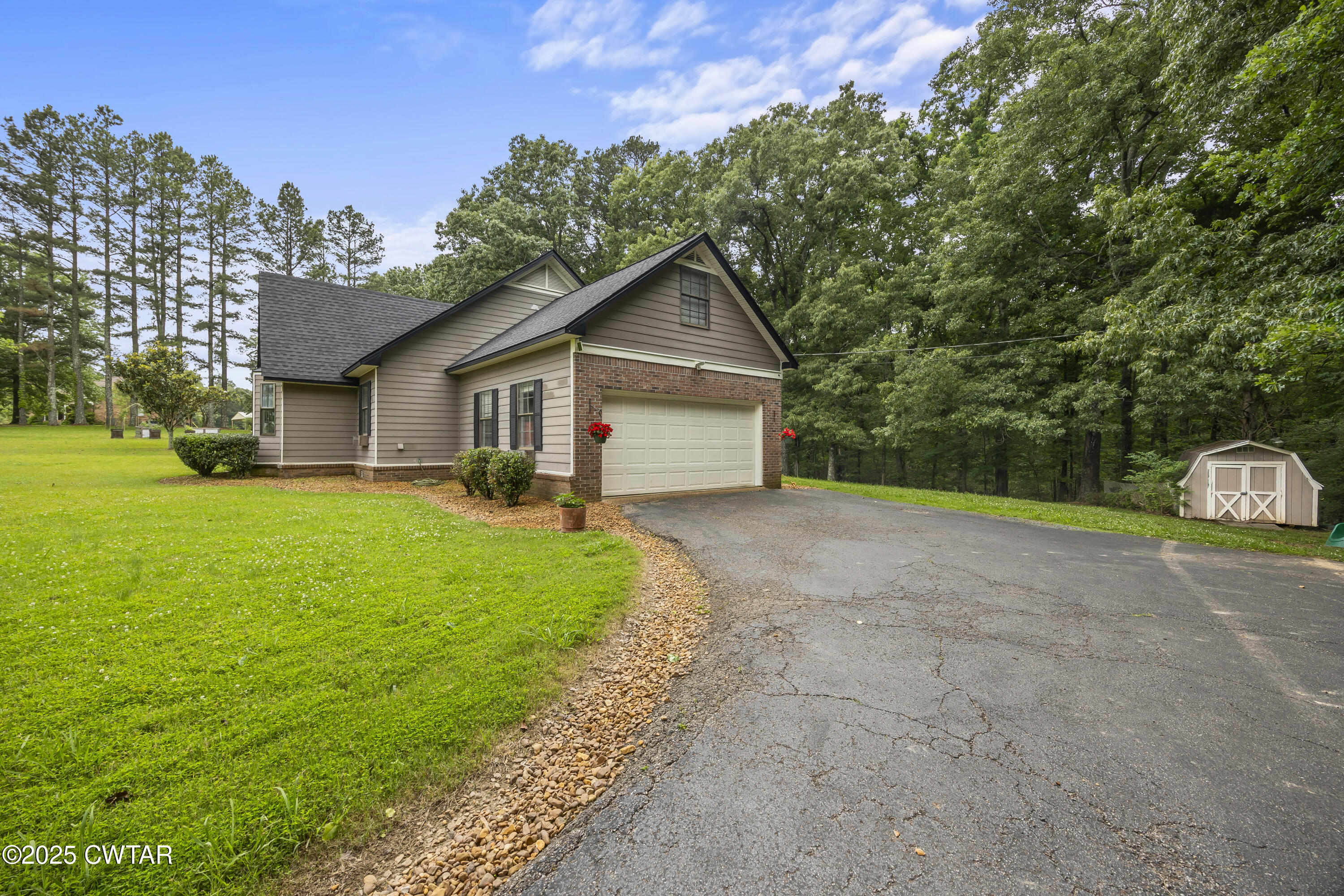 425 Deer View Lane