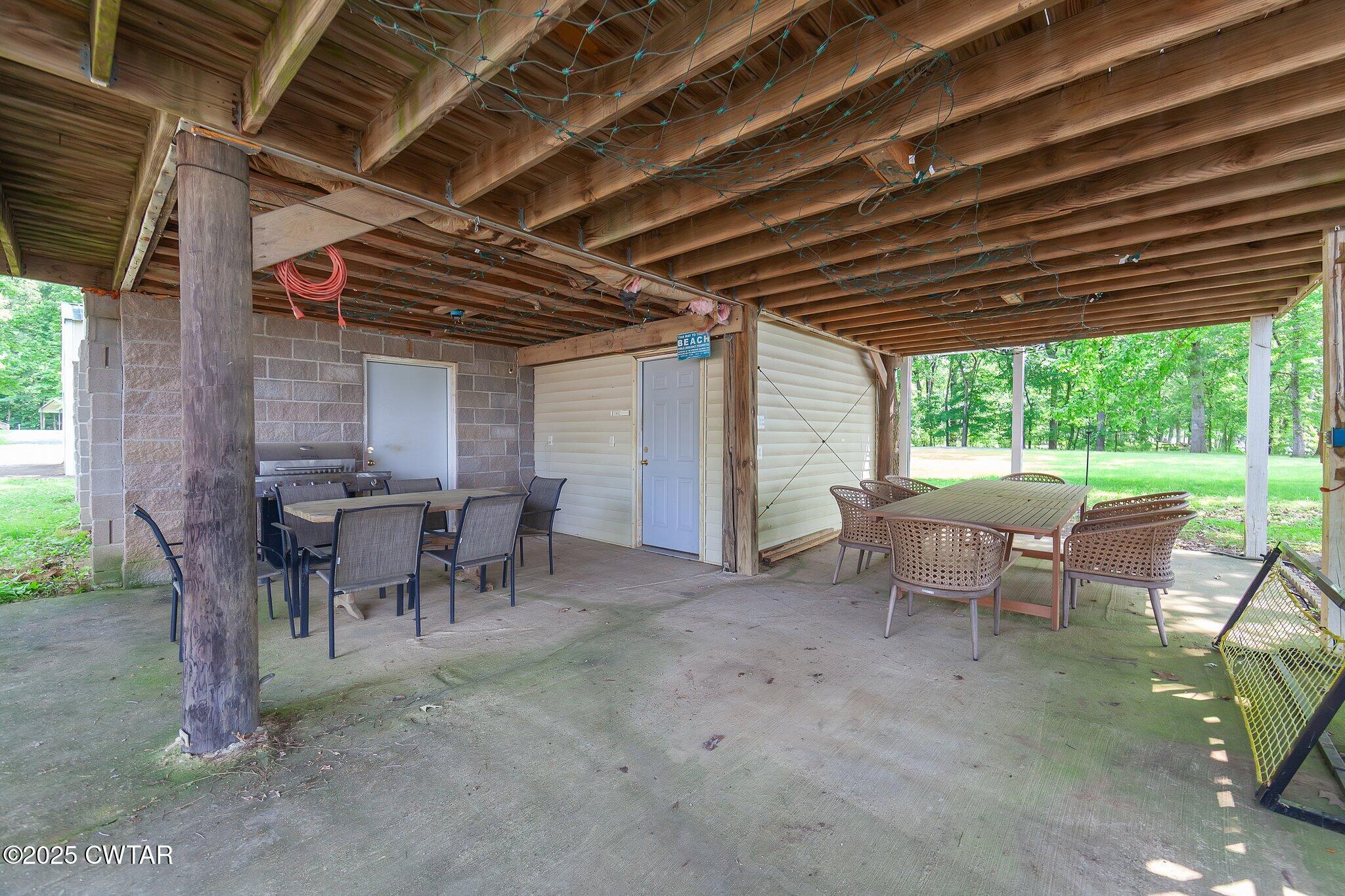 1265 Stokes Lane