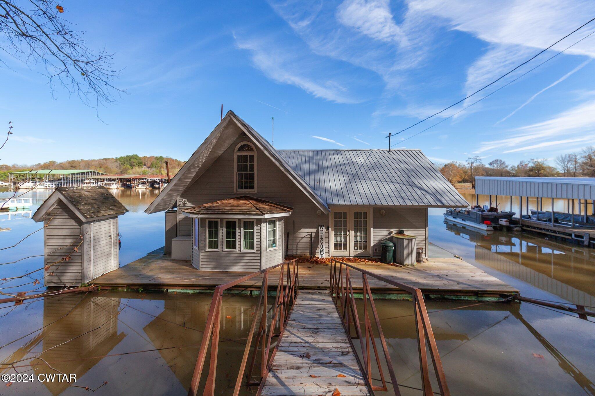 705 Perryville Road