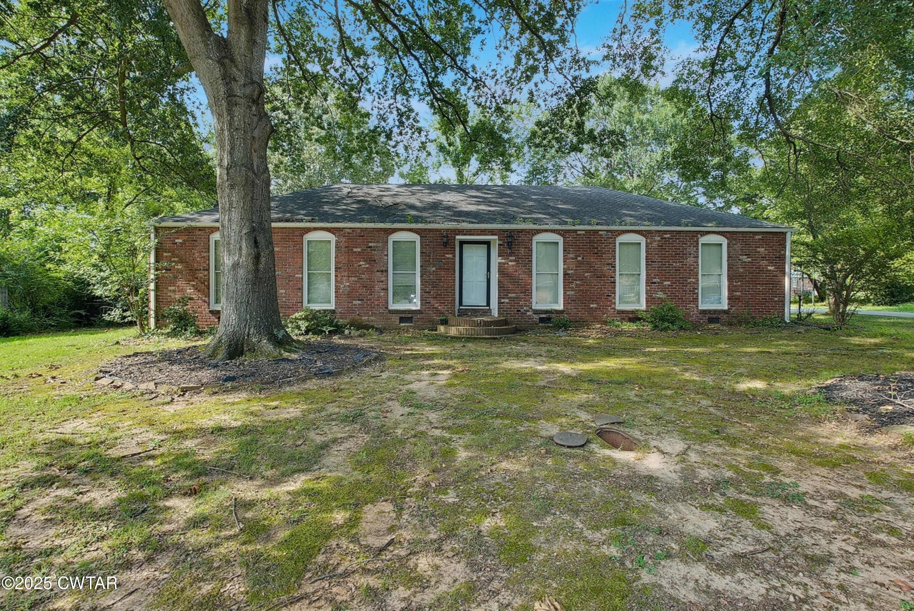 75 Fieldcrest Drive