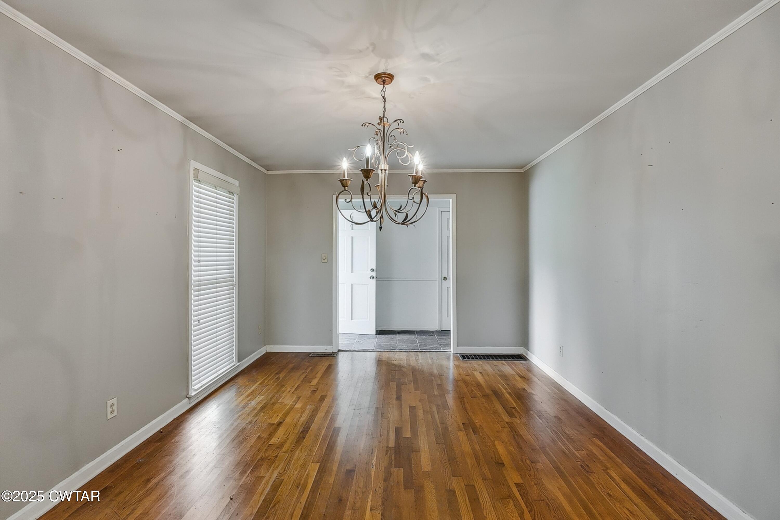 75 Fieldcrest Drive