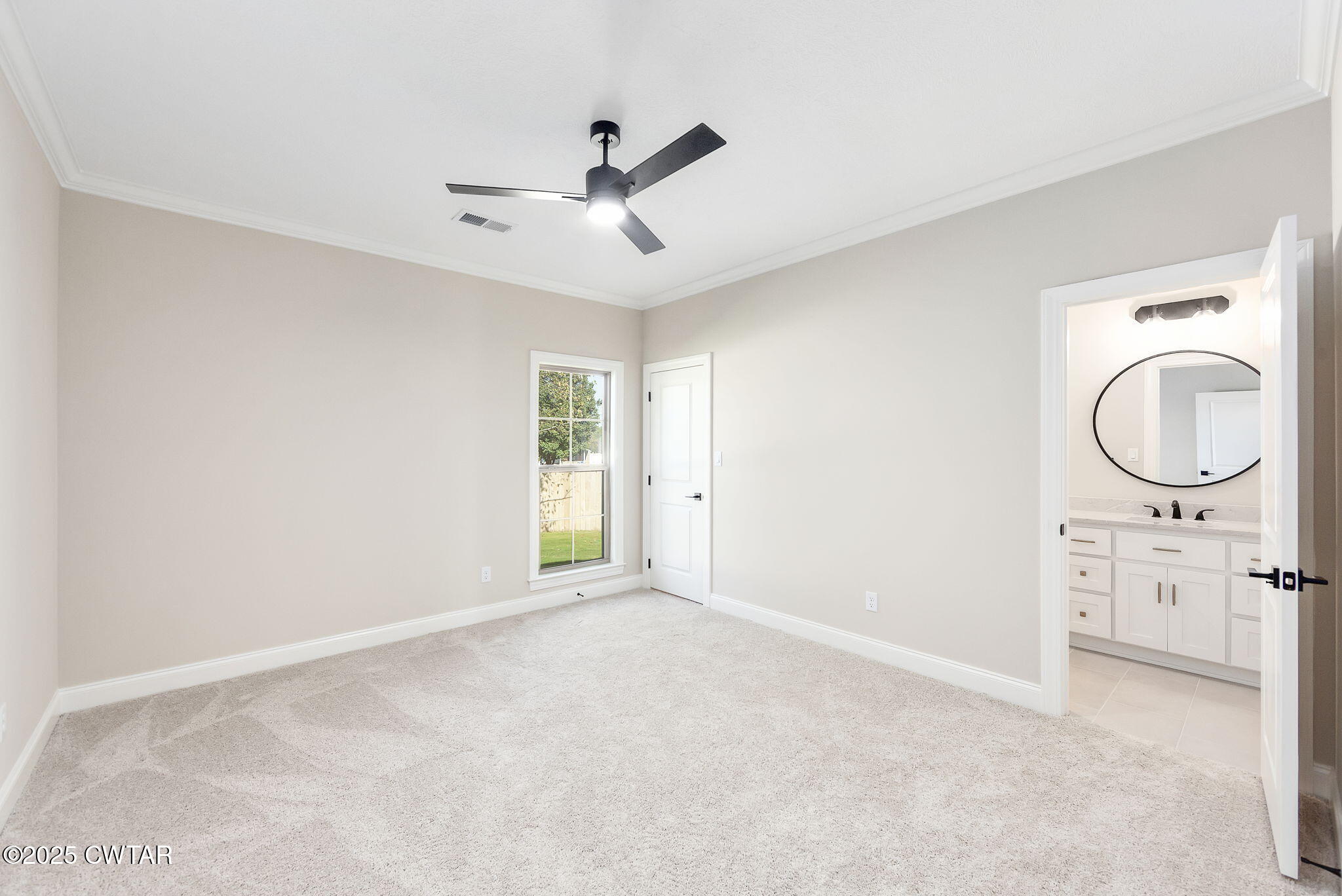 24 Enoch Cove