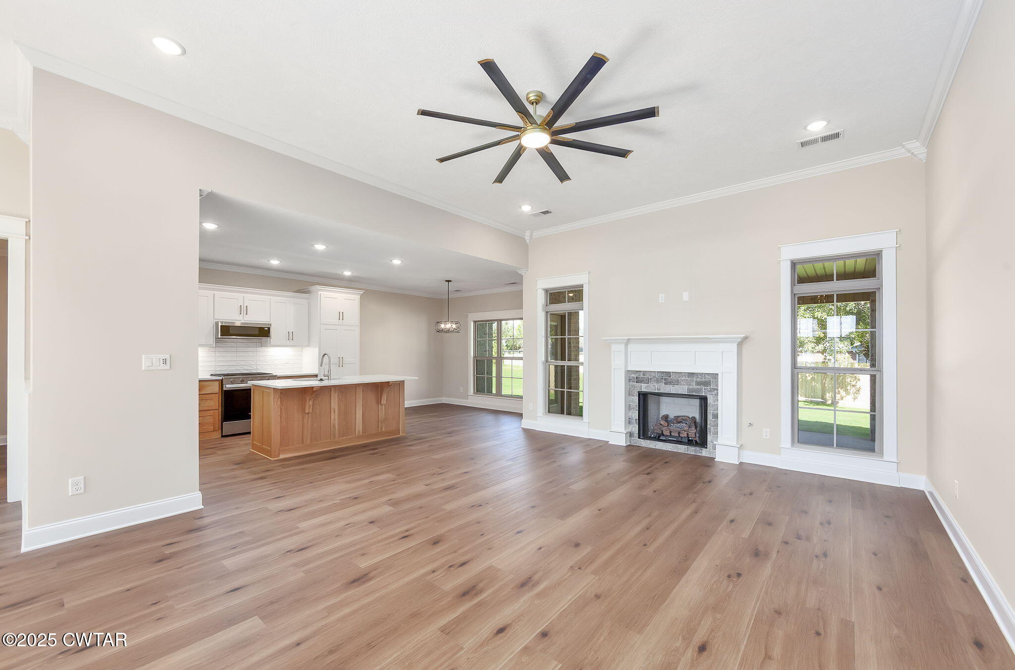 24 Enoch Cove