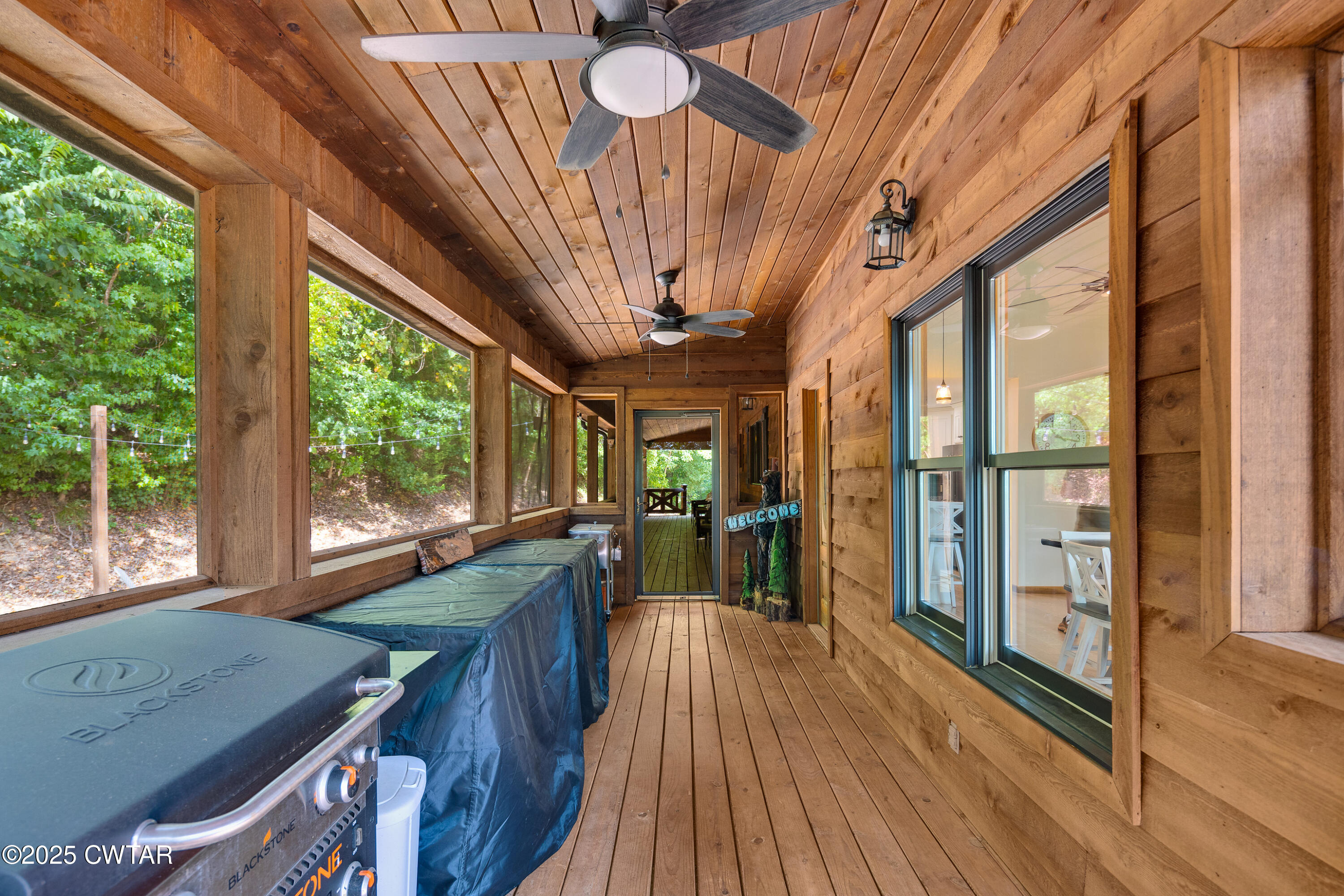 160 Lakeshore Drive