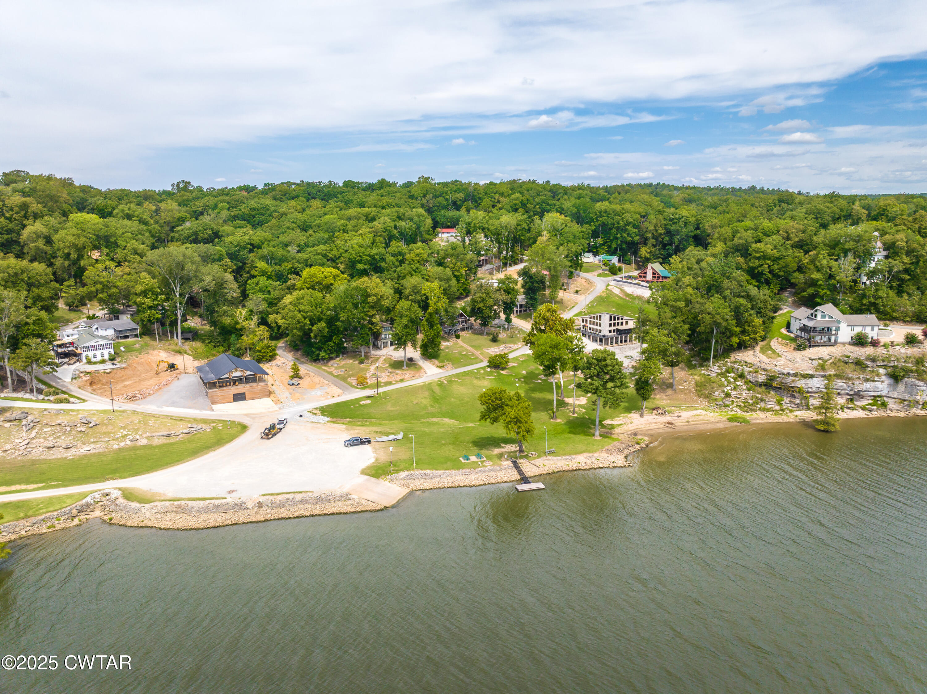 160 Lakeshore Drive