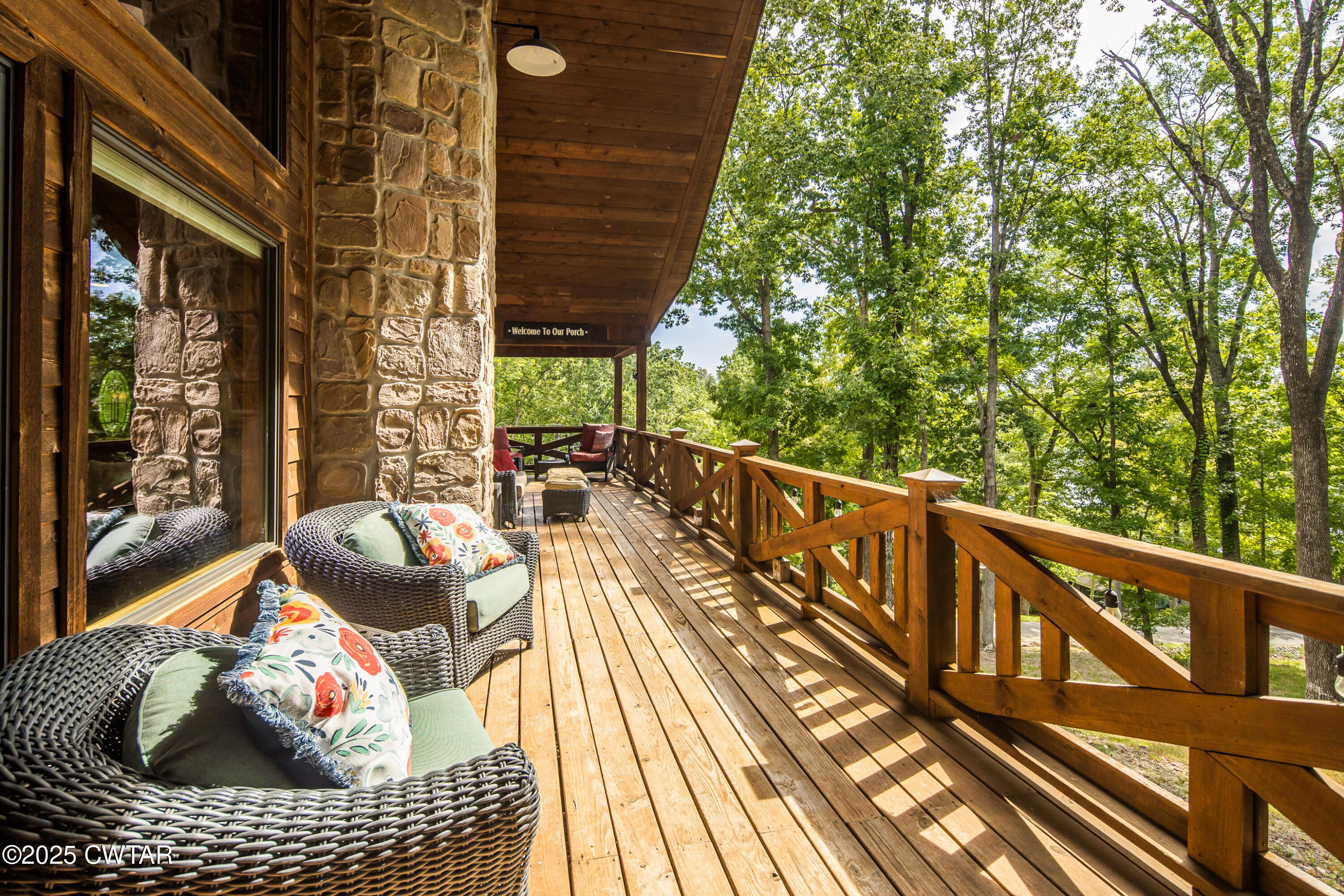 160 Lakeshore Drive