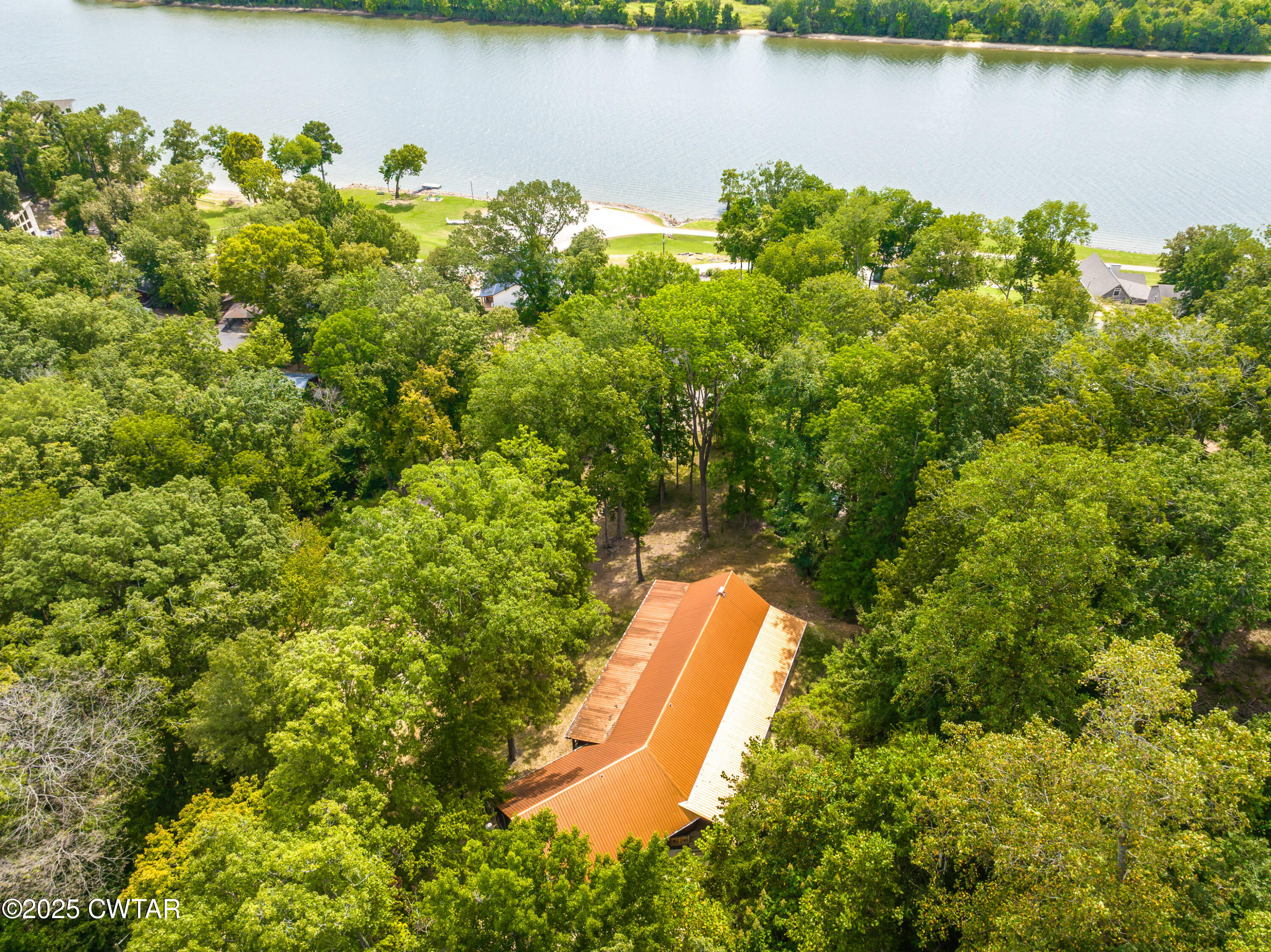 160 Lakeshore Drive