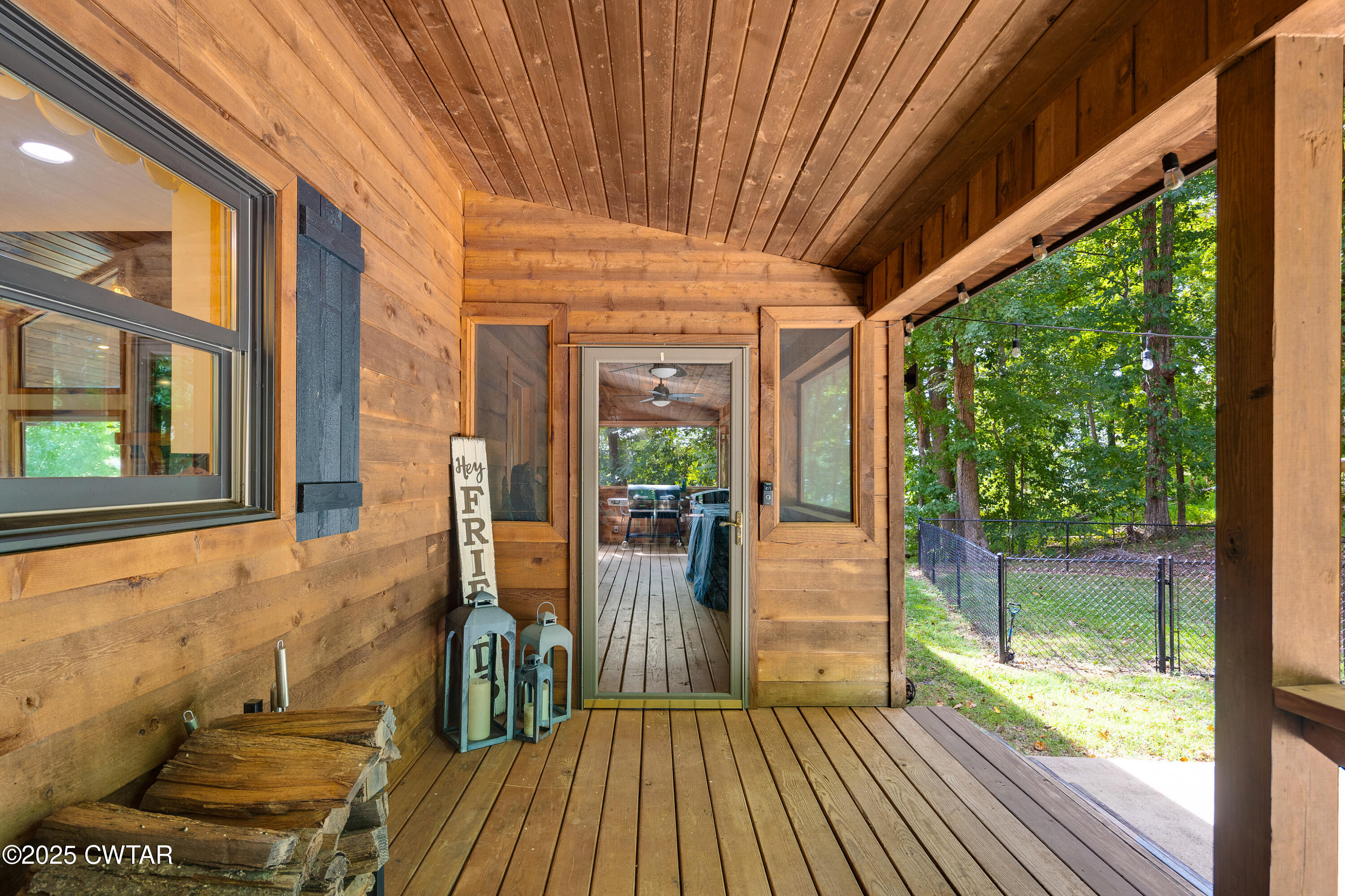 160 Lakeshore Drive