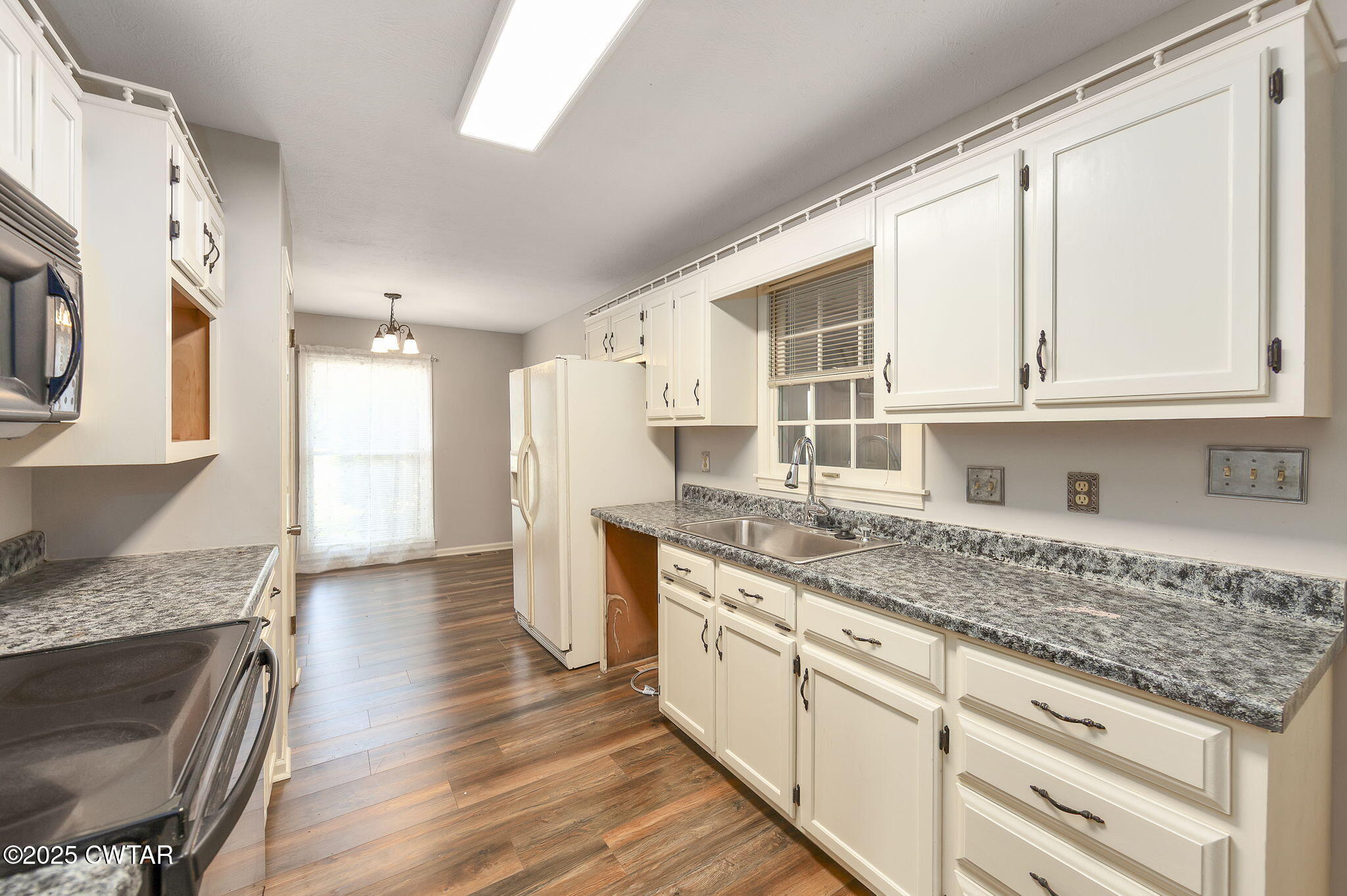 8 Sipes Cove