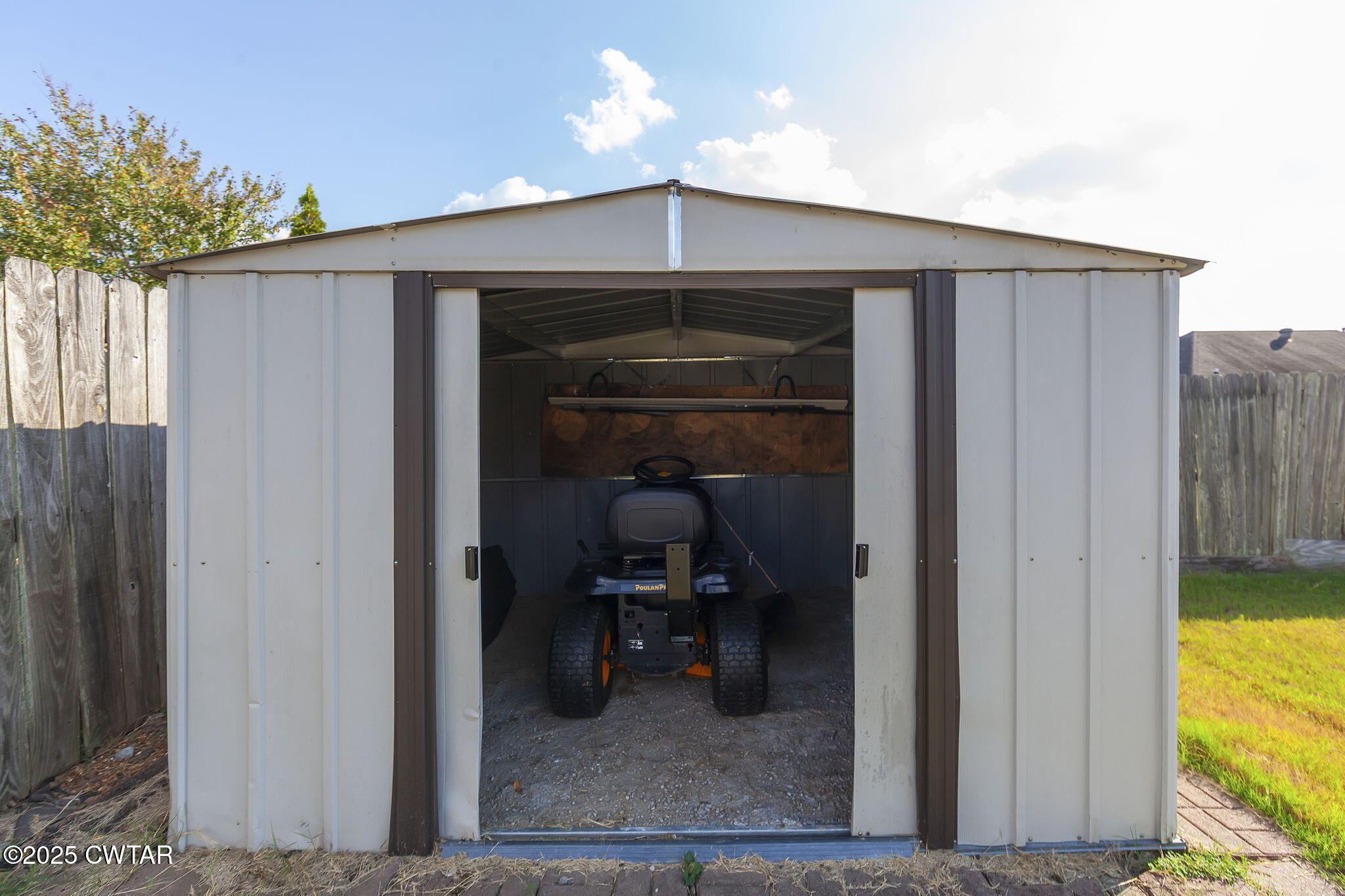 16 Birch Hollow Lane