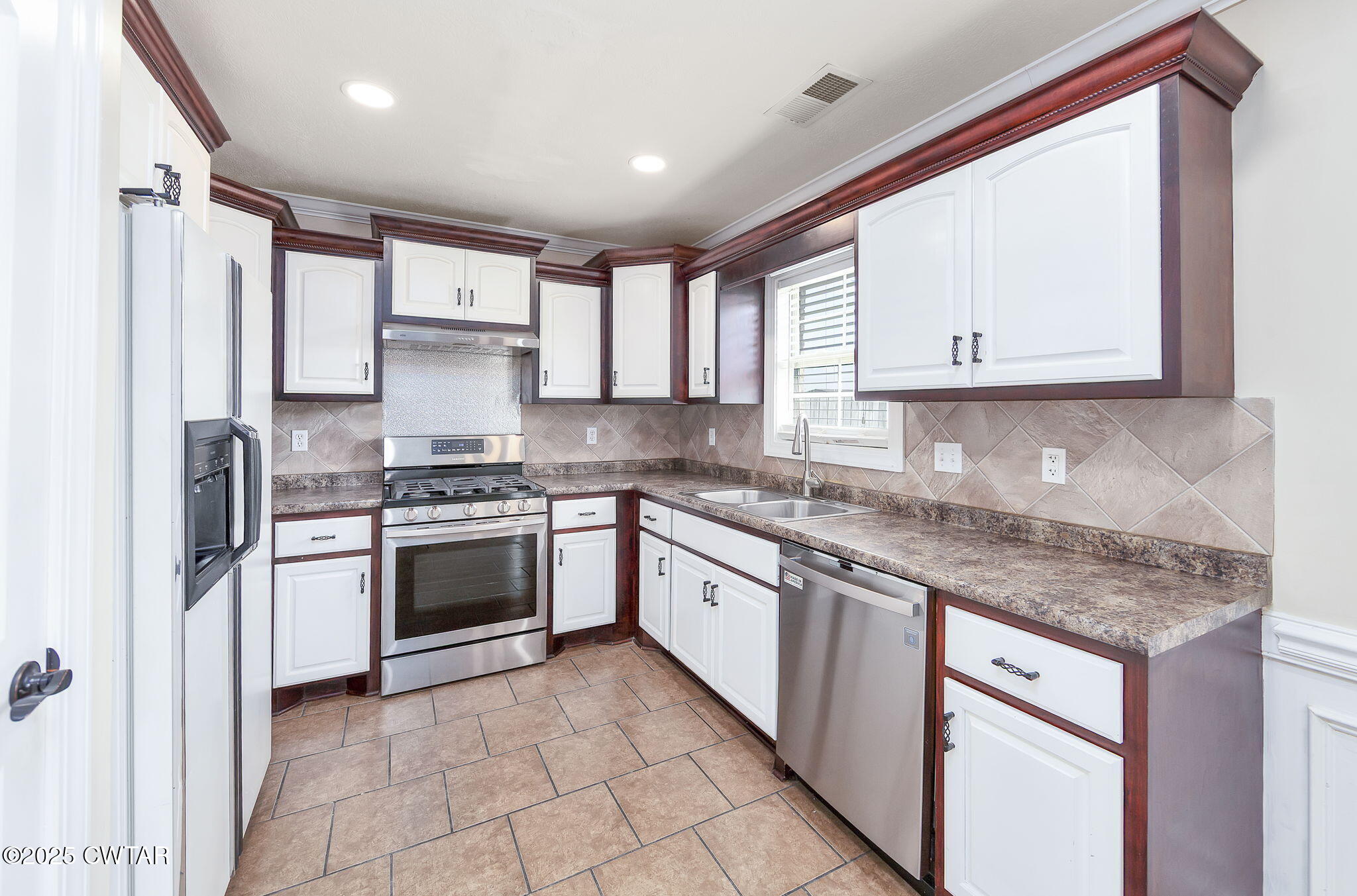 16 Birch Hollow Lane