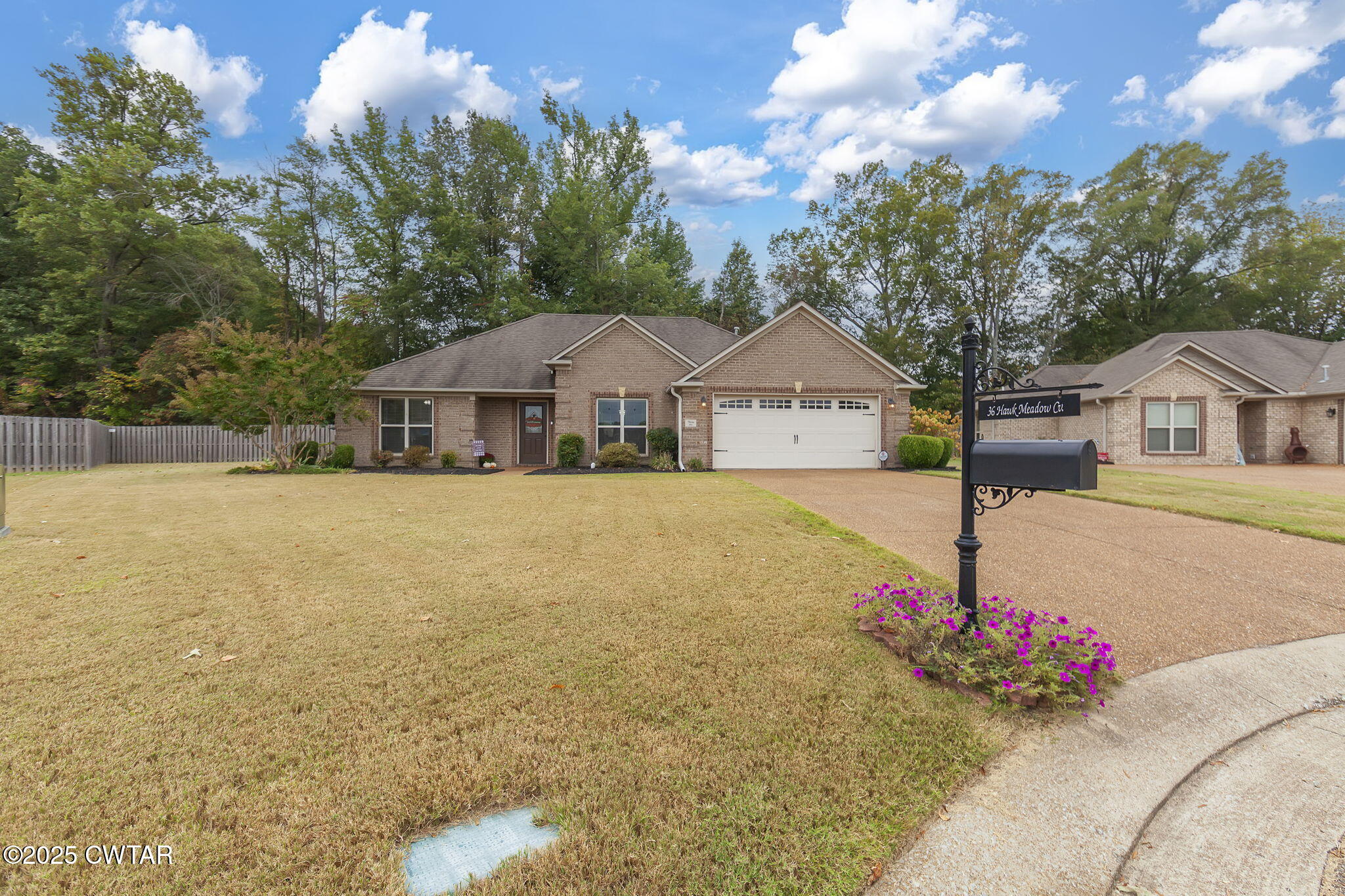 36 Hawk Meadow Cove