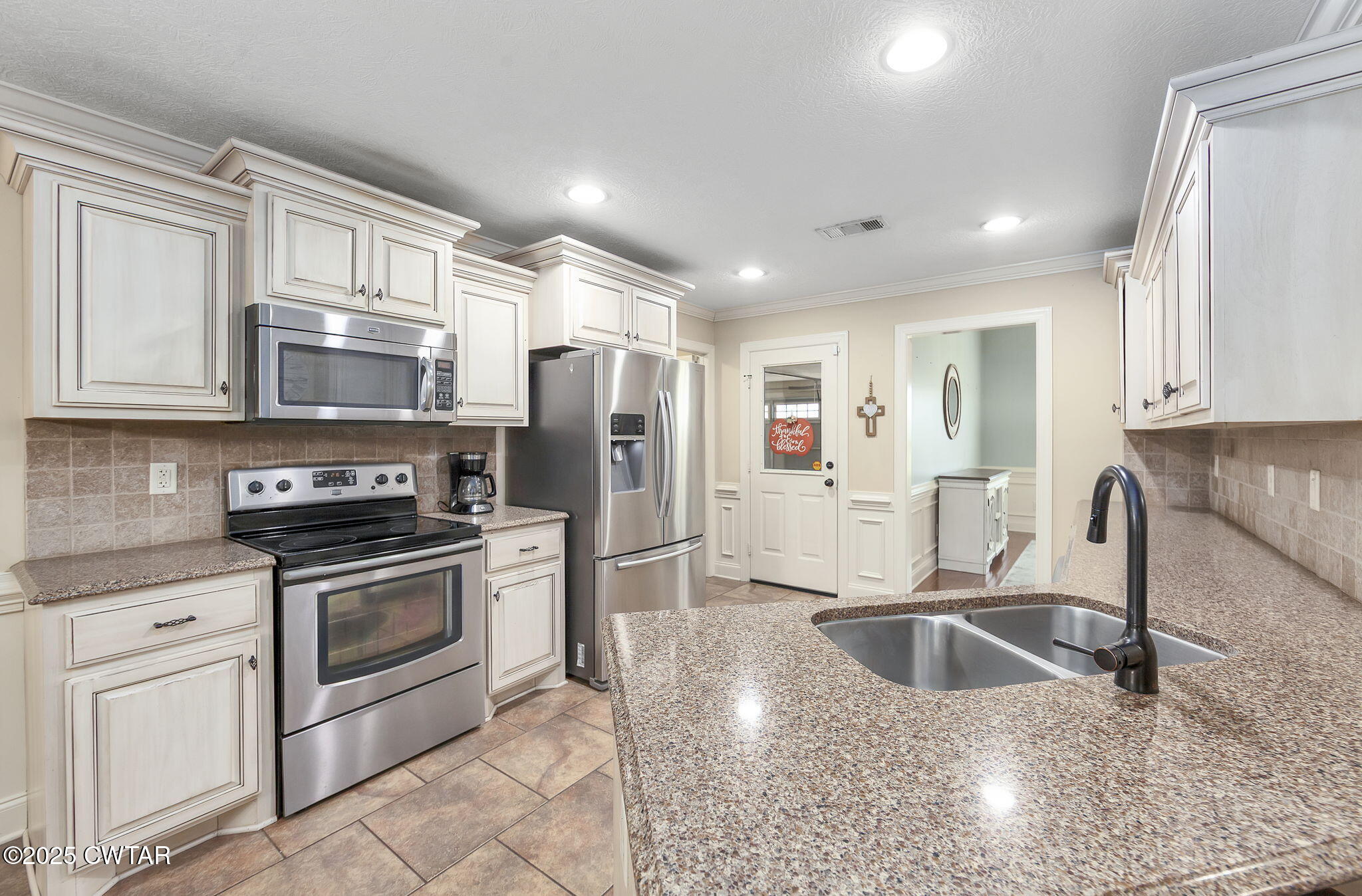 36 Hawk Meadow Cove