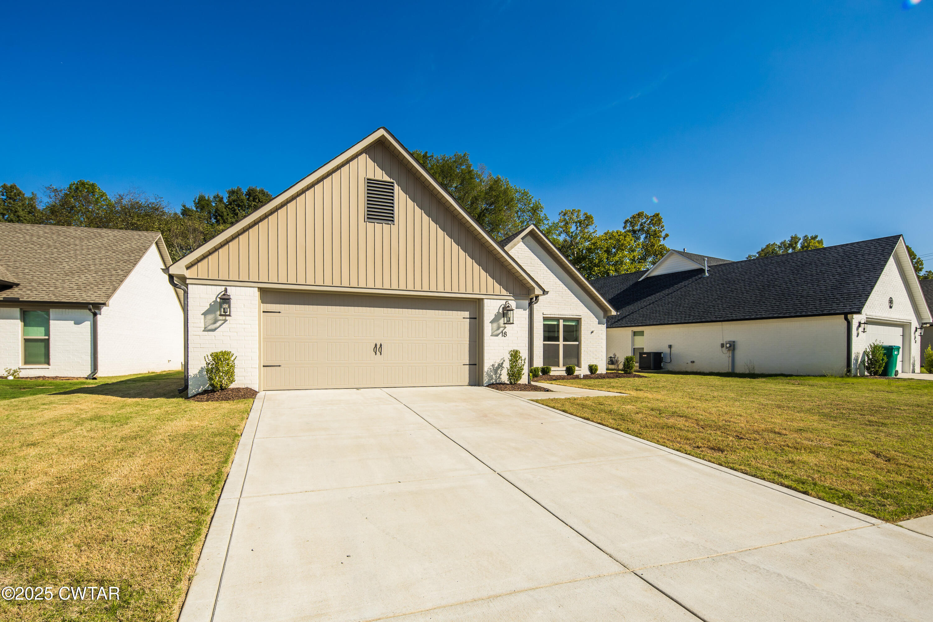 18 Kingston Crk Drive