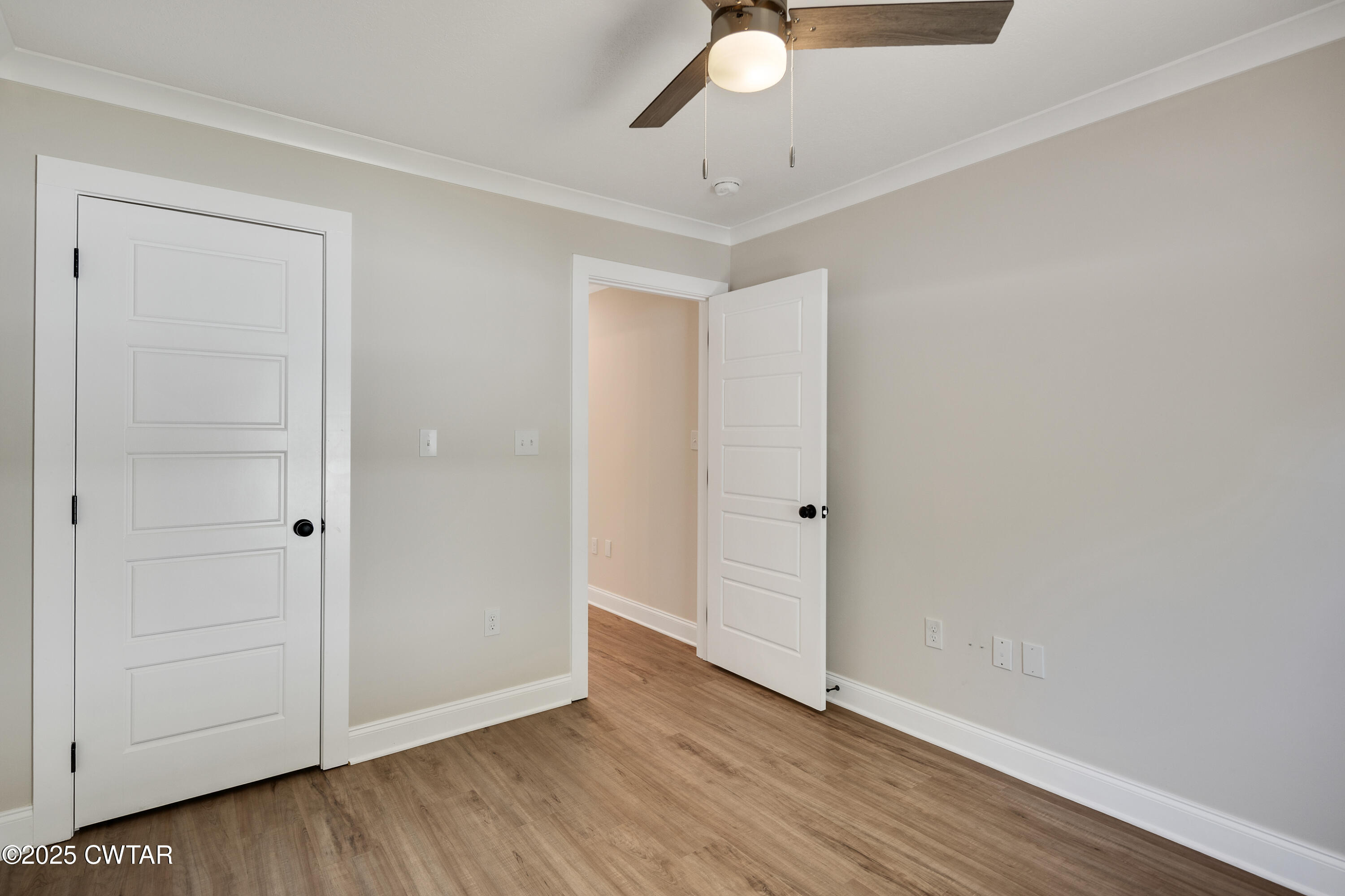 18 Kingston Crk Drive