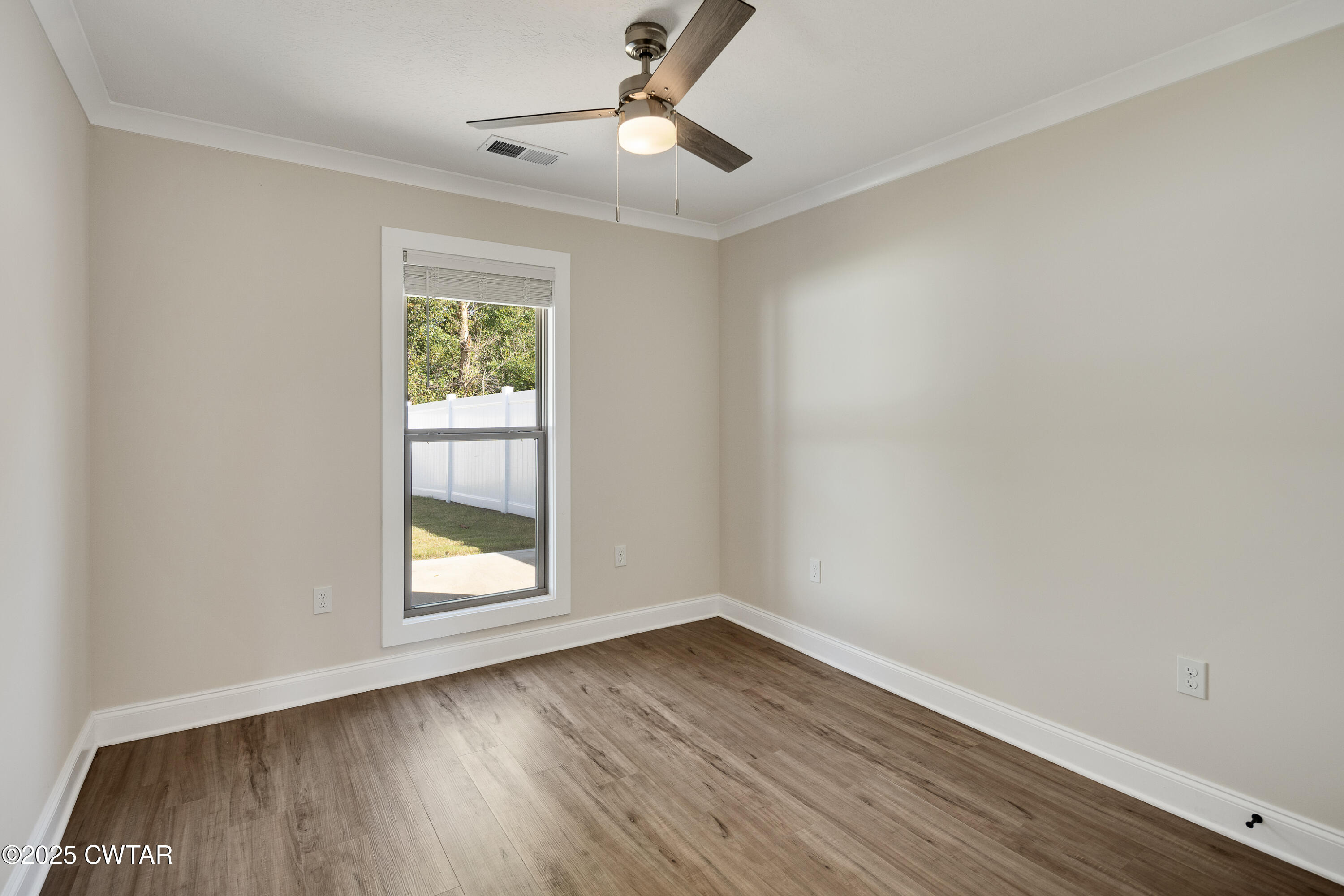 18 Kingston Crk Drive