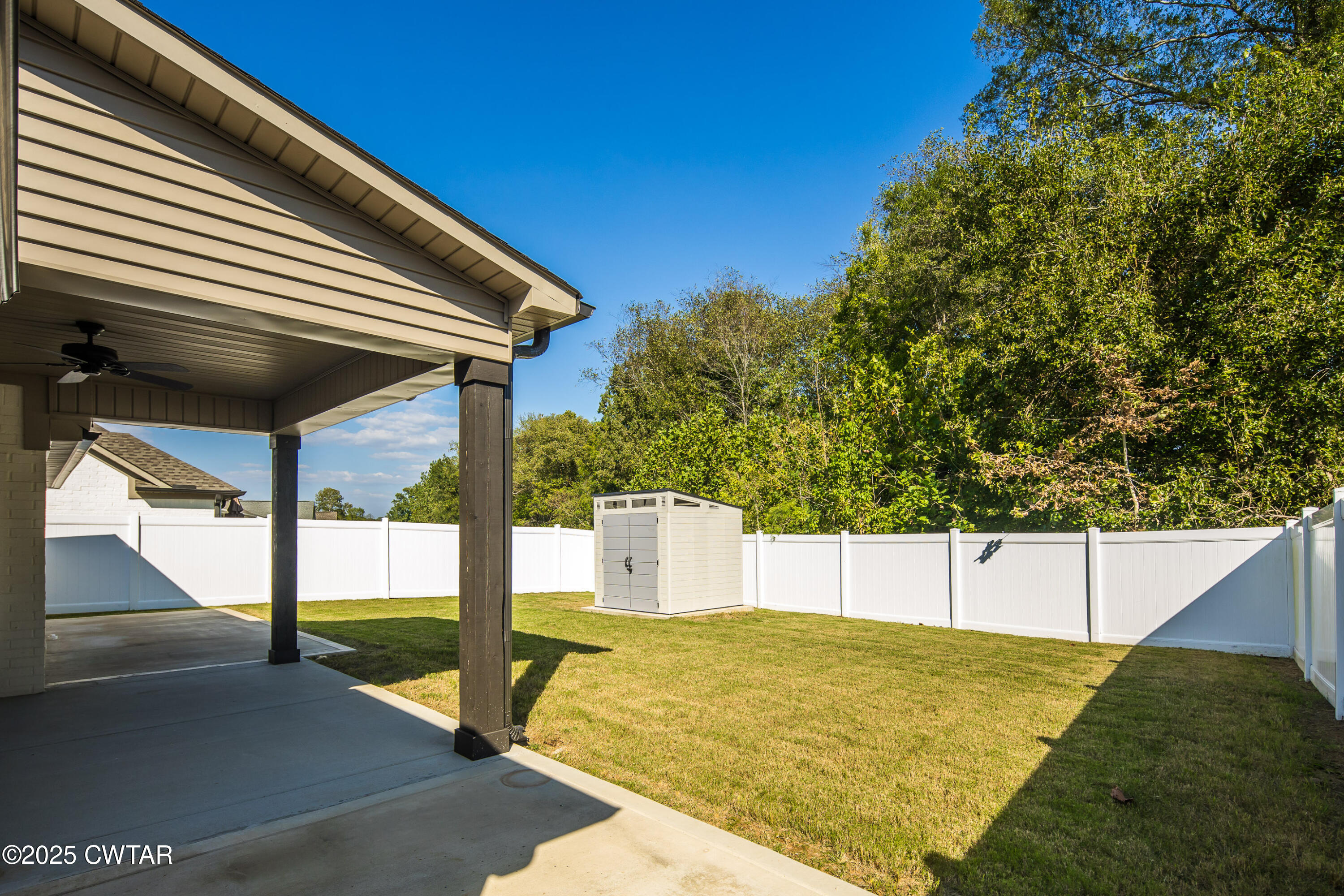 18 Kingston Crk Drive