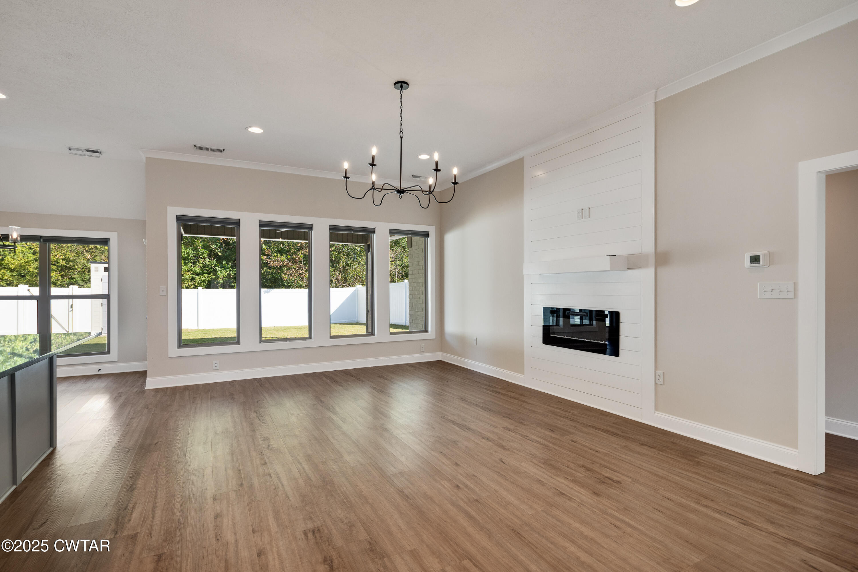 18 Kingston Crk Drive