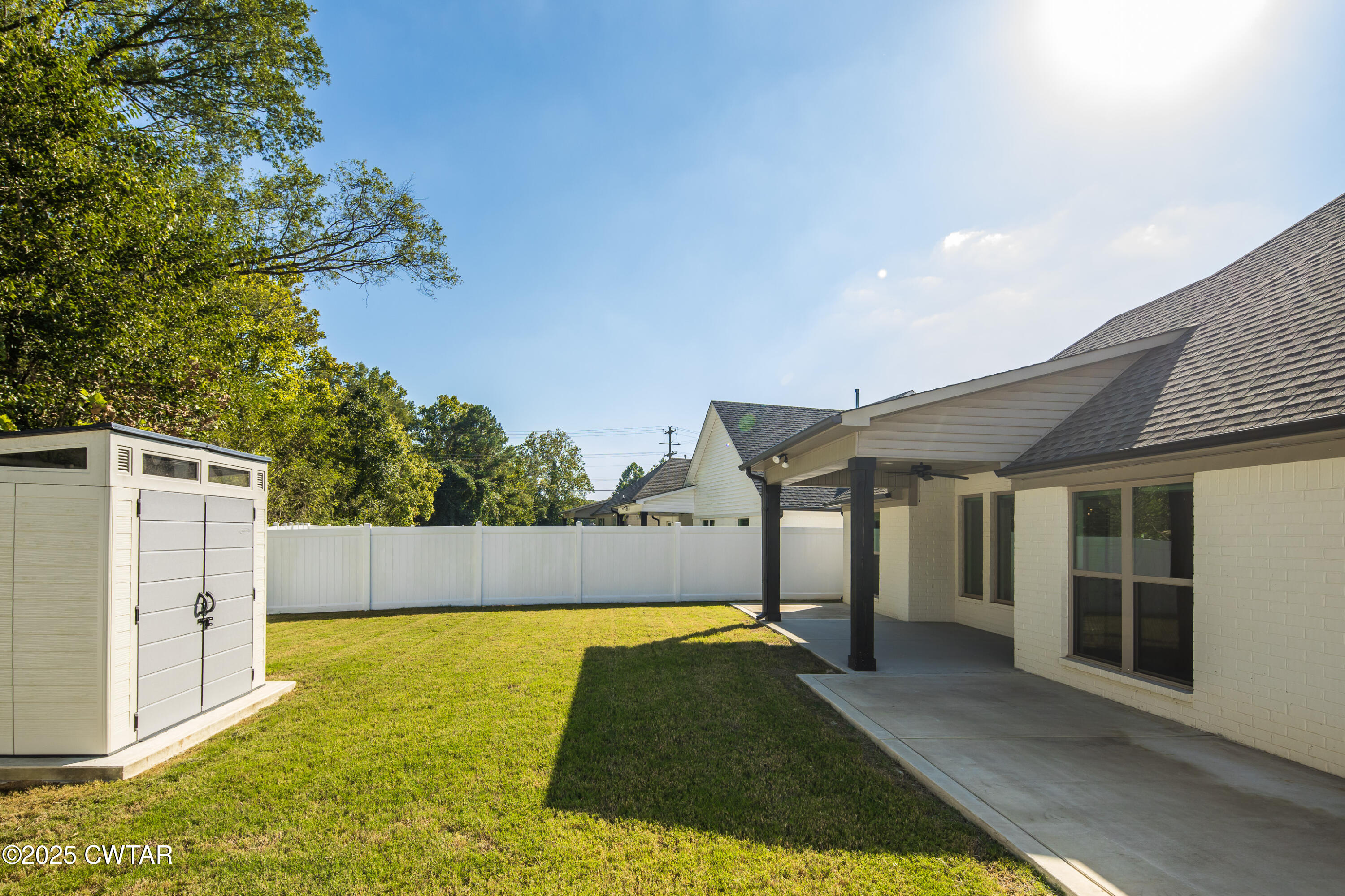 18 Kingston Crk Drive