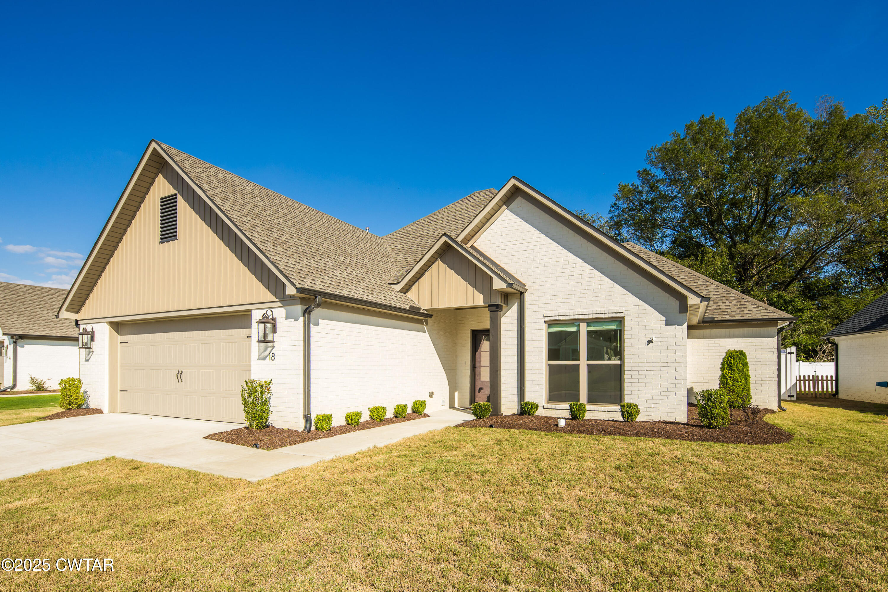 18 Kingston Crk Drive