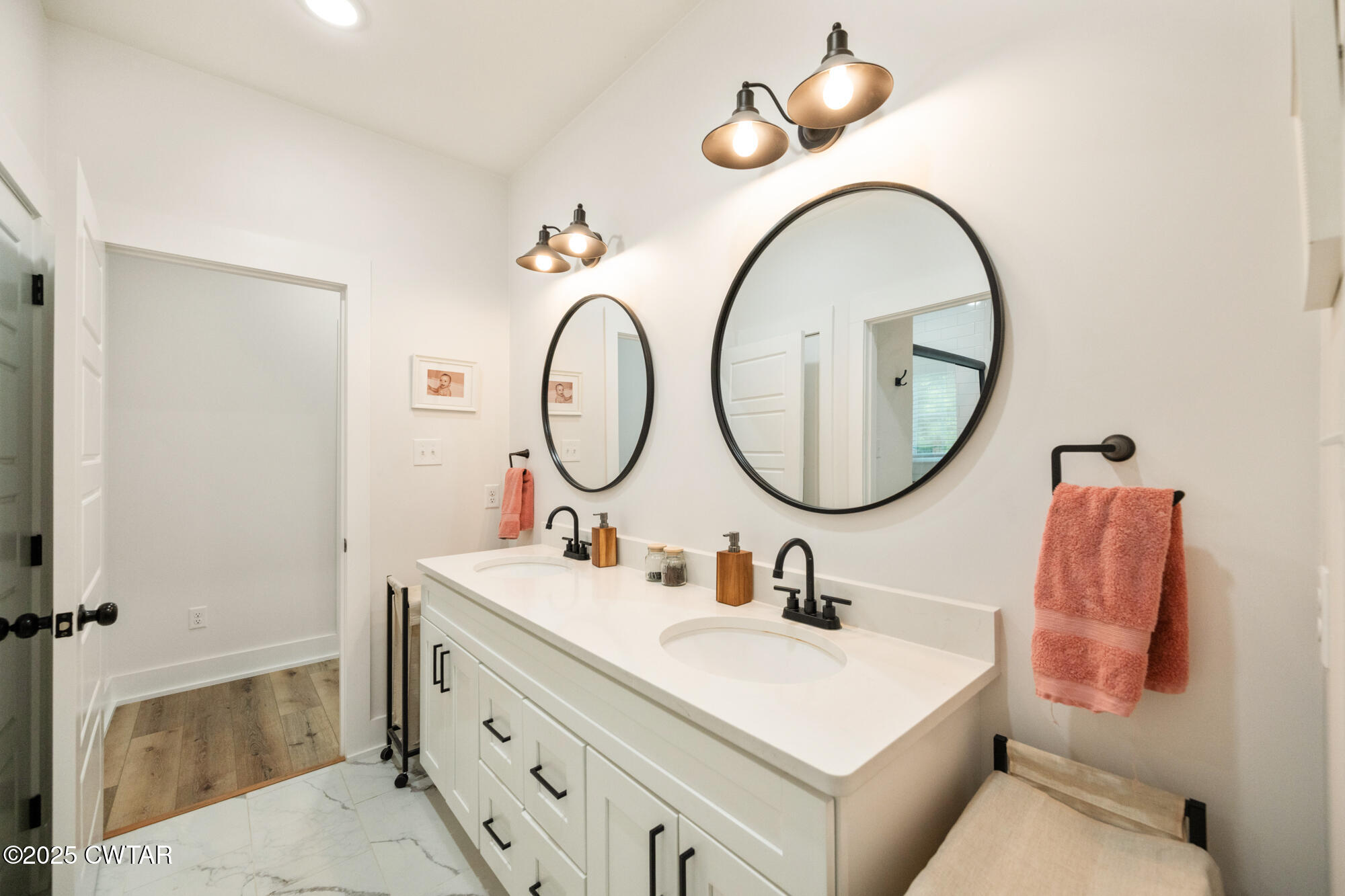 733 Tiffany Nicole Lane