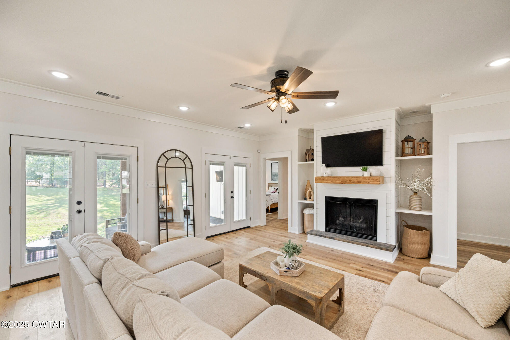 733 Tiffany Nicole Lane