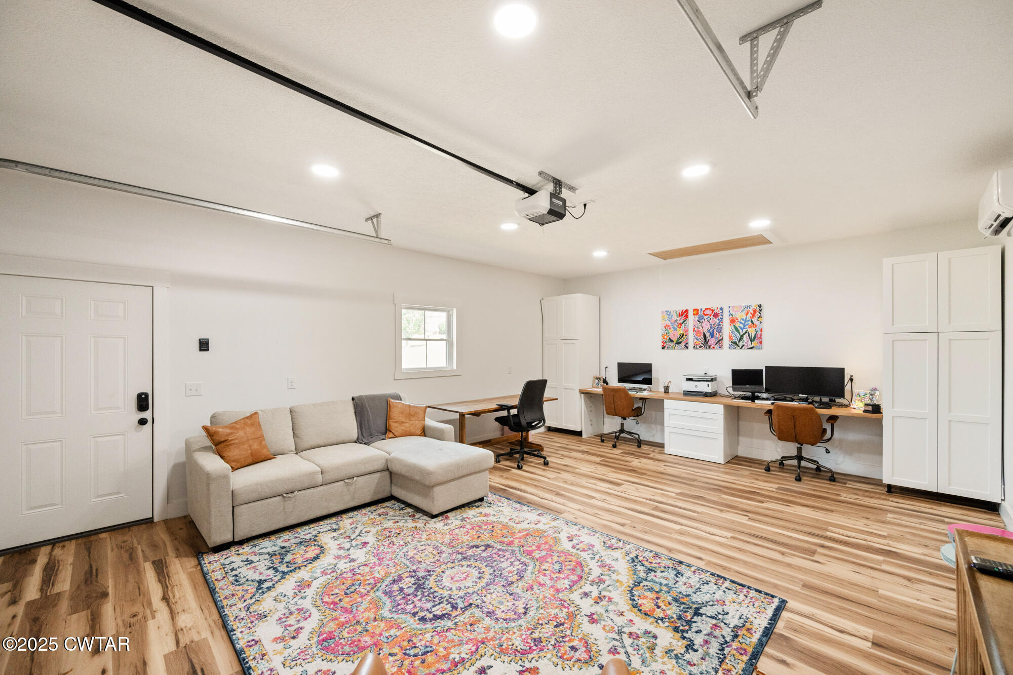 733 Tiffany Nicole Lane