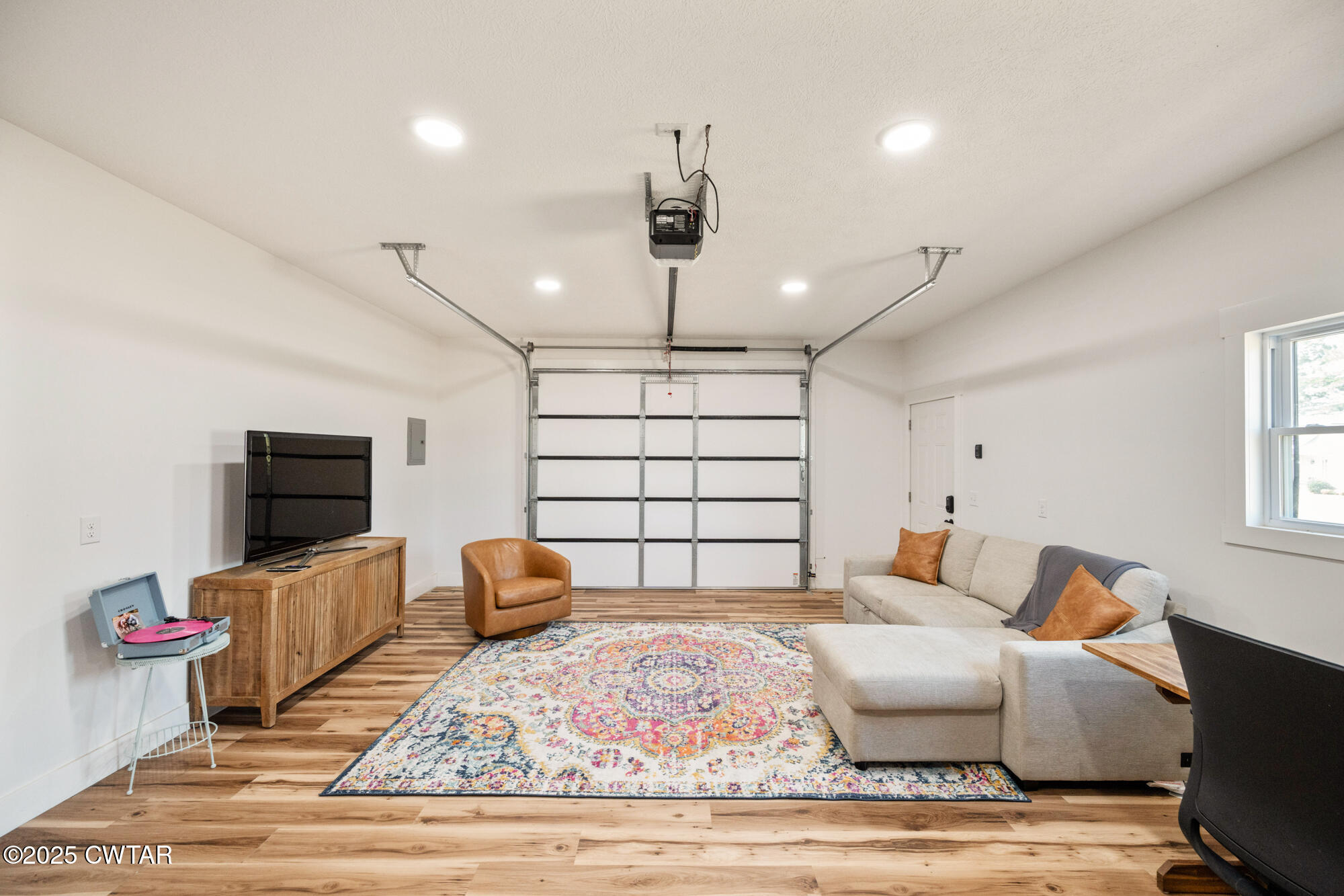 733 Tiffany Nicole Lane