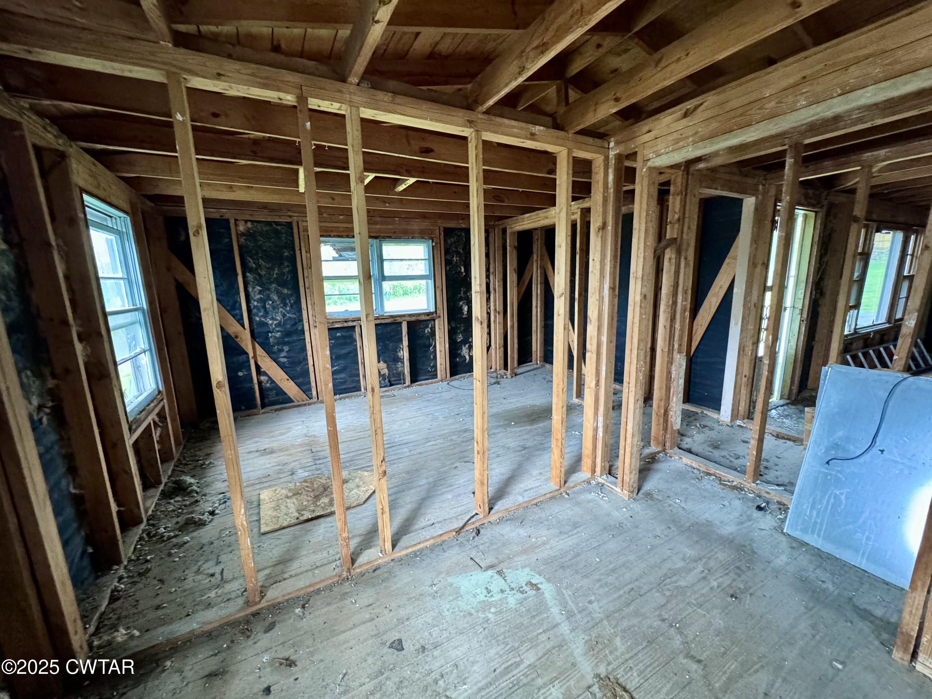 120 Lauderdale Court