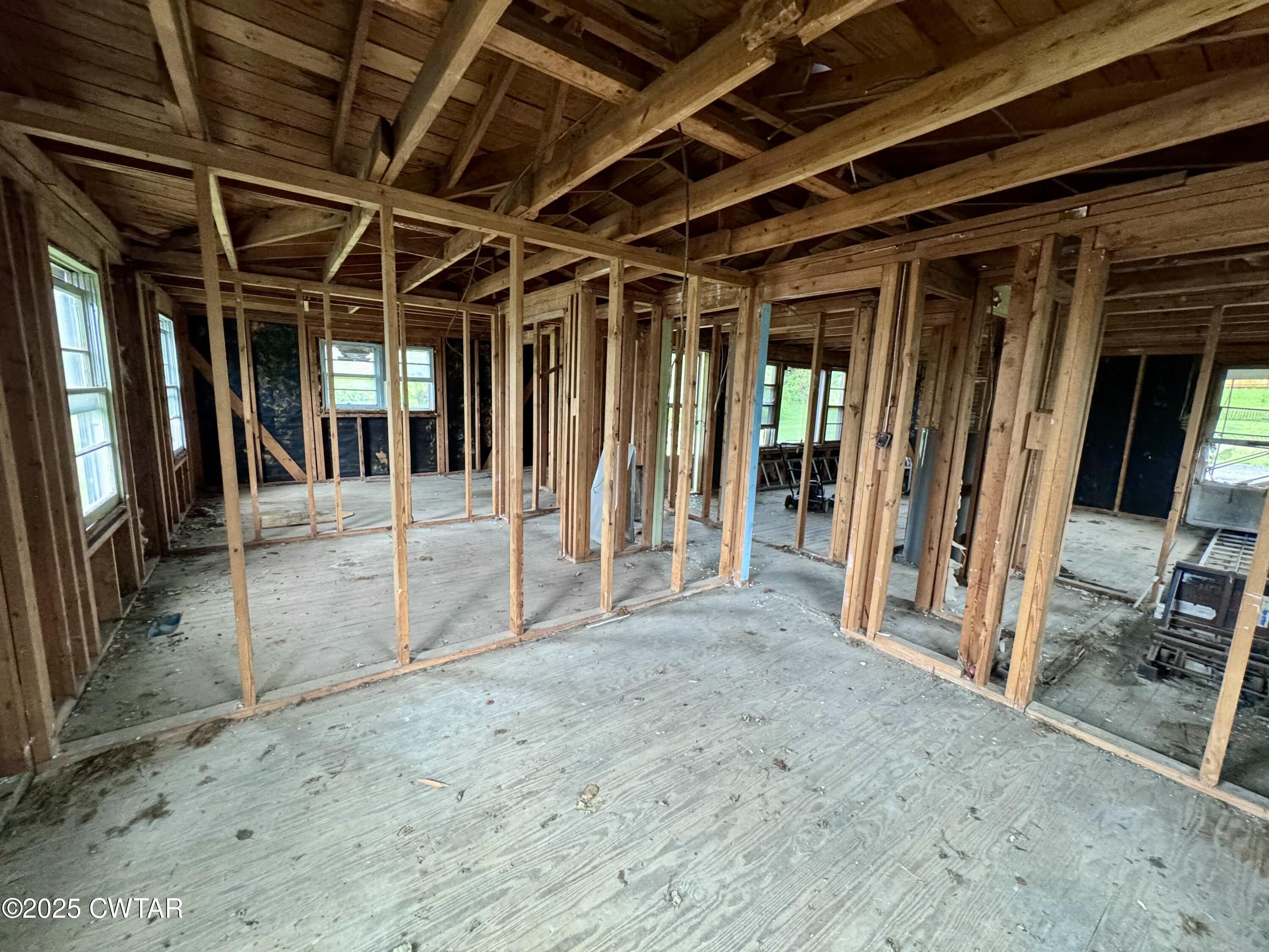 120 Lauderdale Court