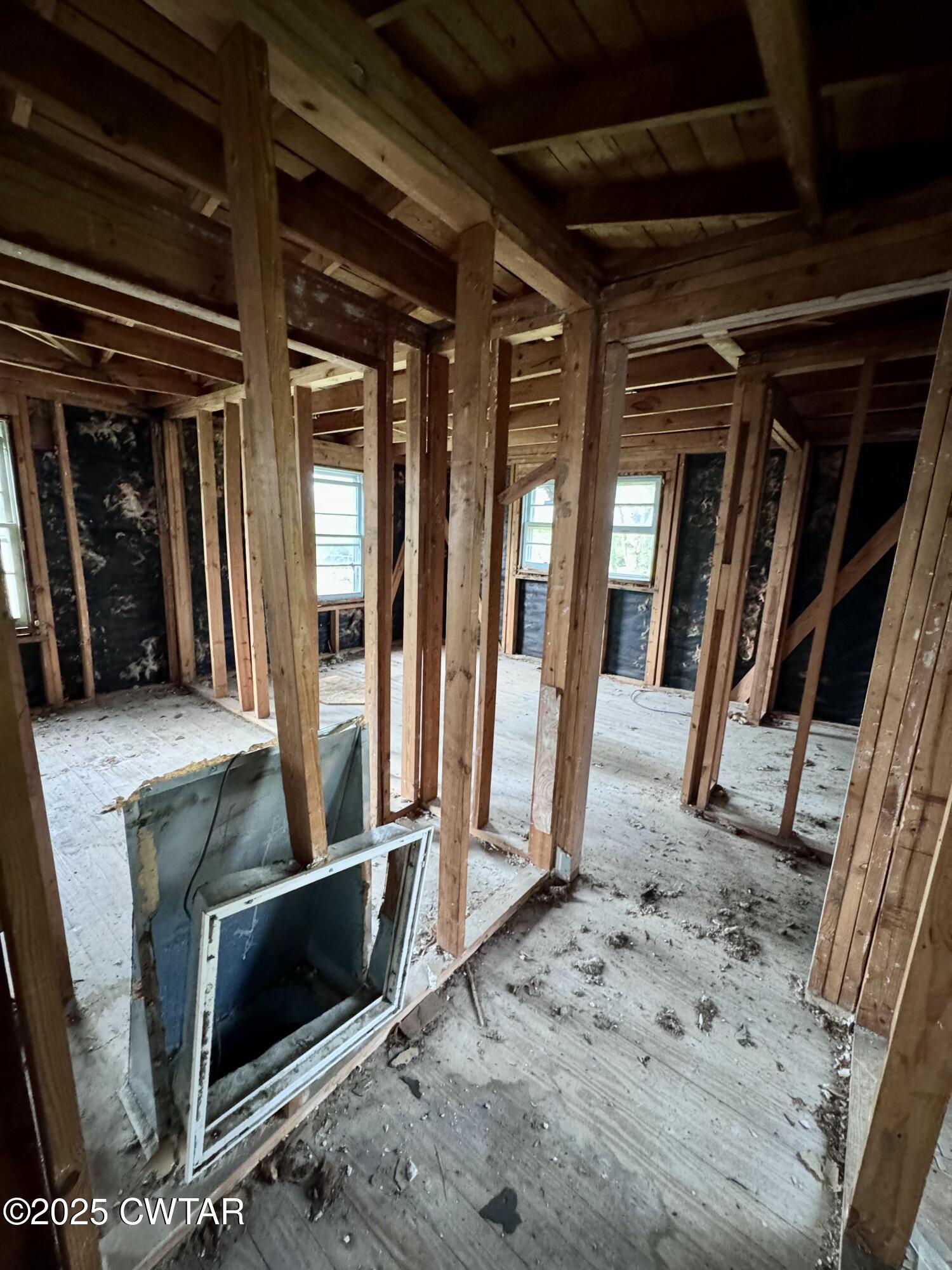 120 Lauderdale Court