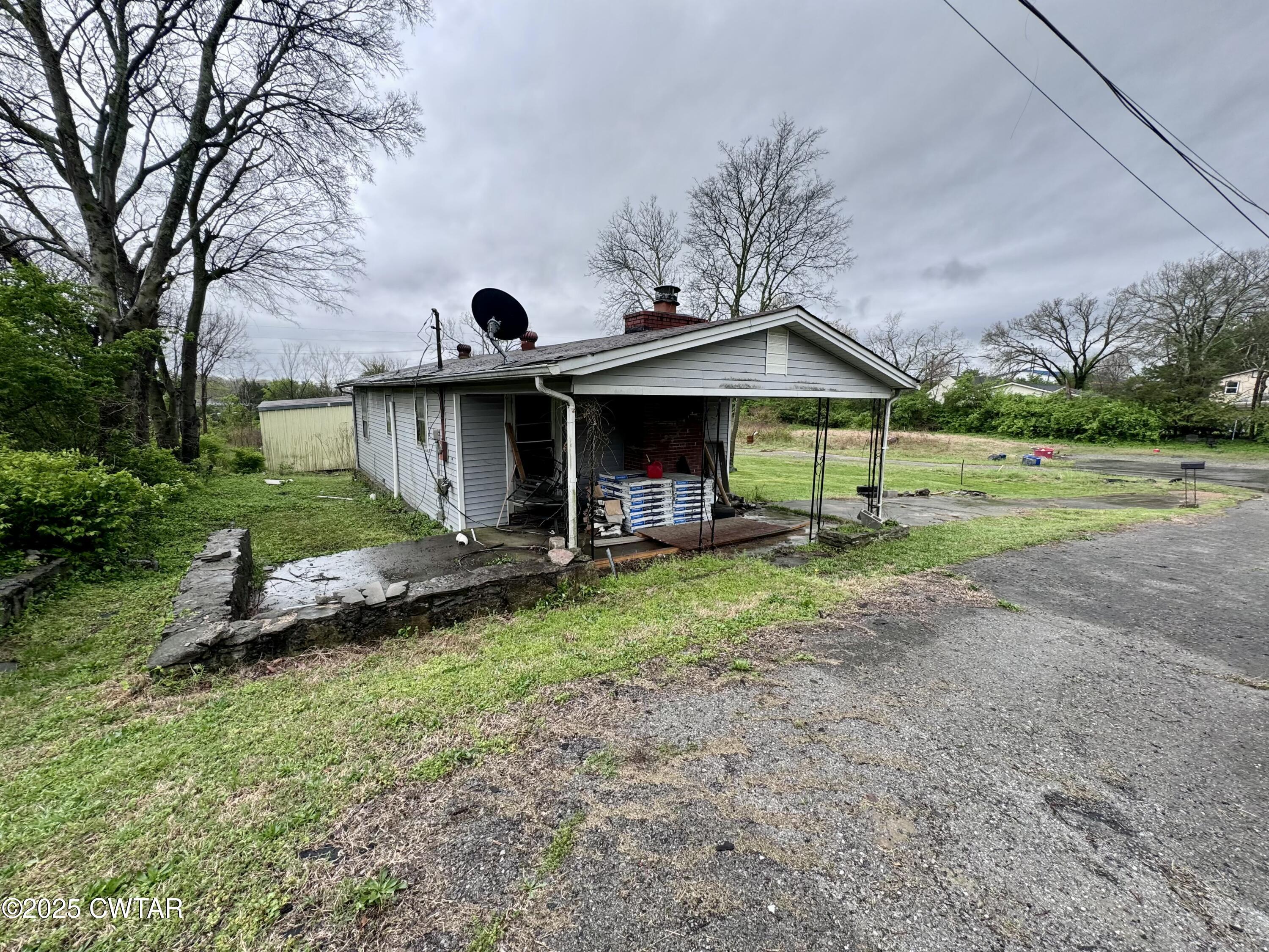 120 Lauderdale Court