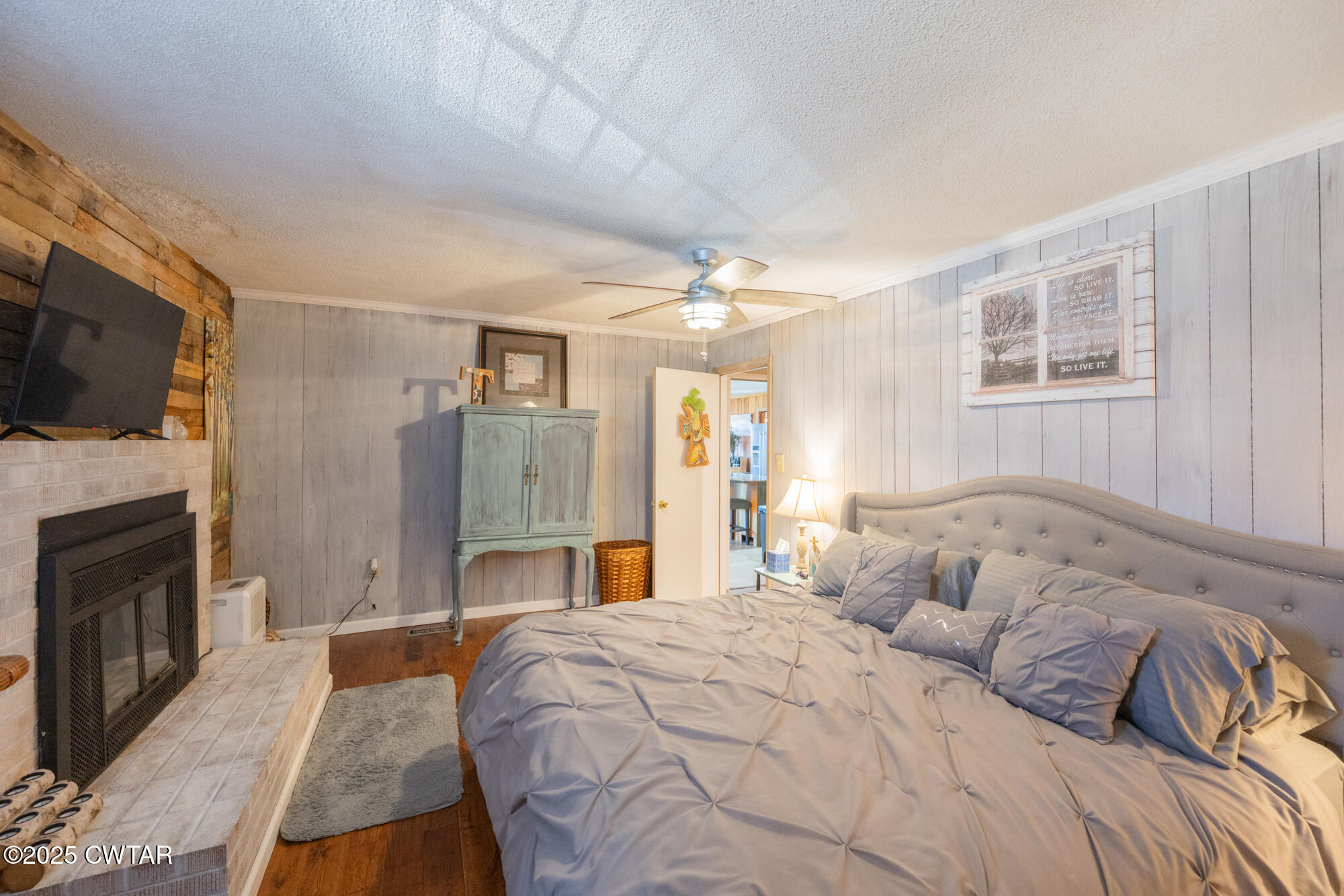 982 Lost Creek Boat Dock Road