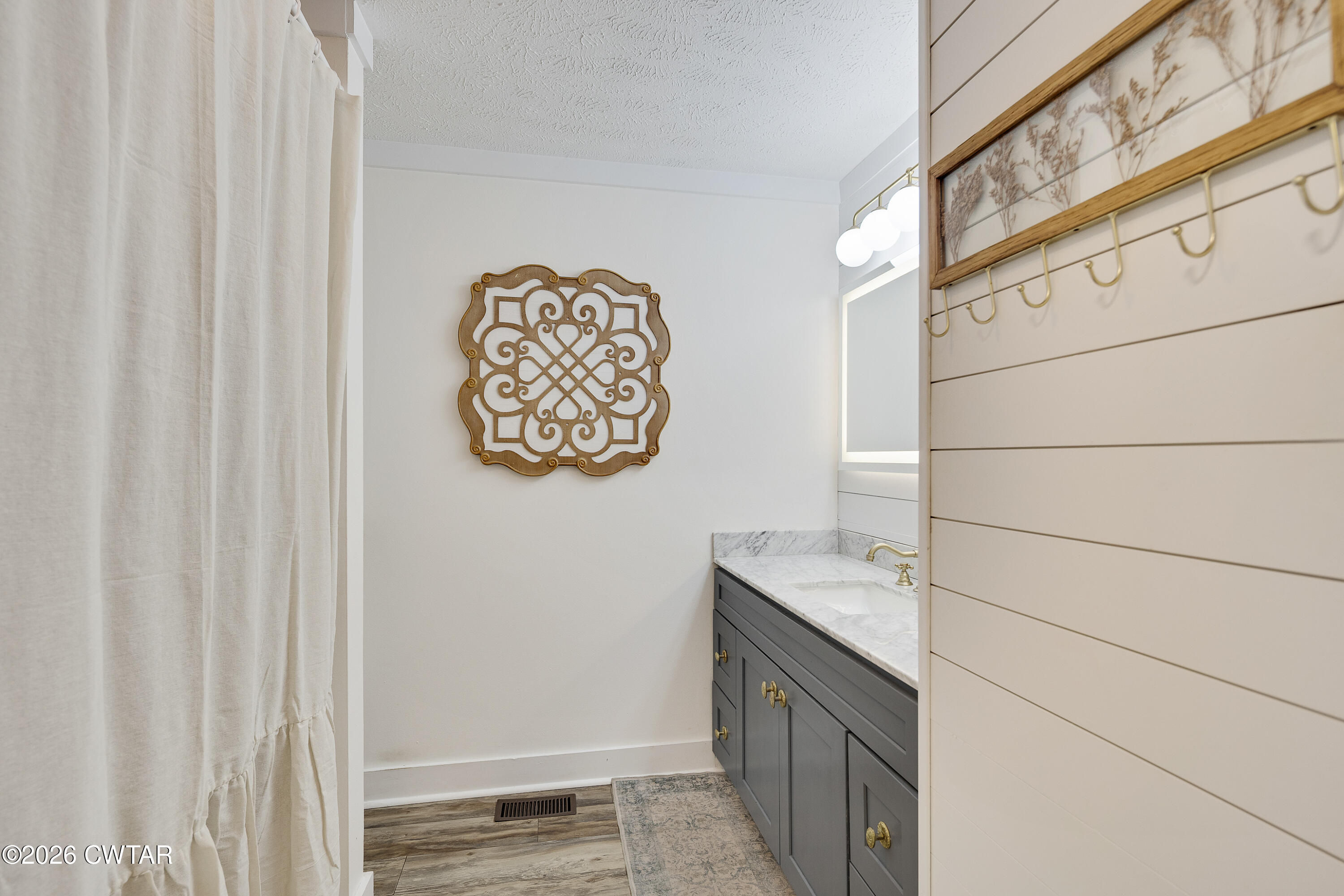 308 Pleasant Hill Road