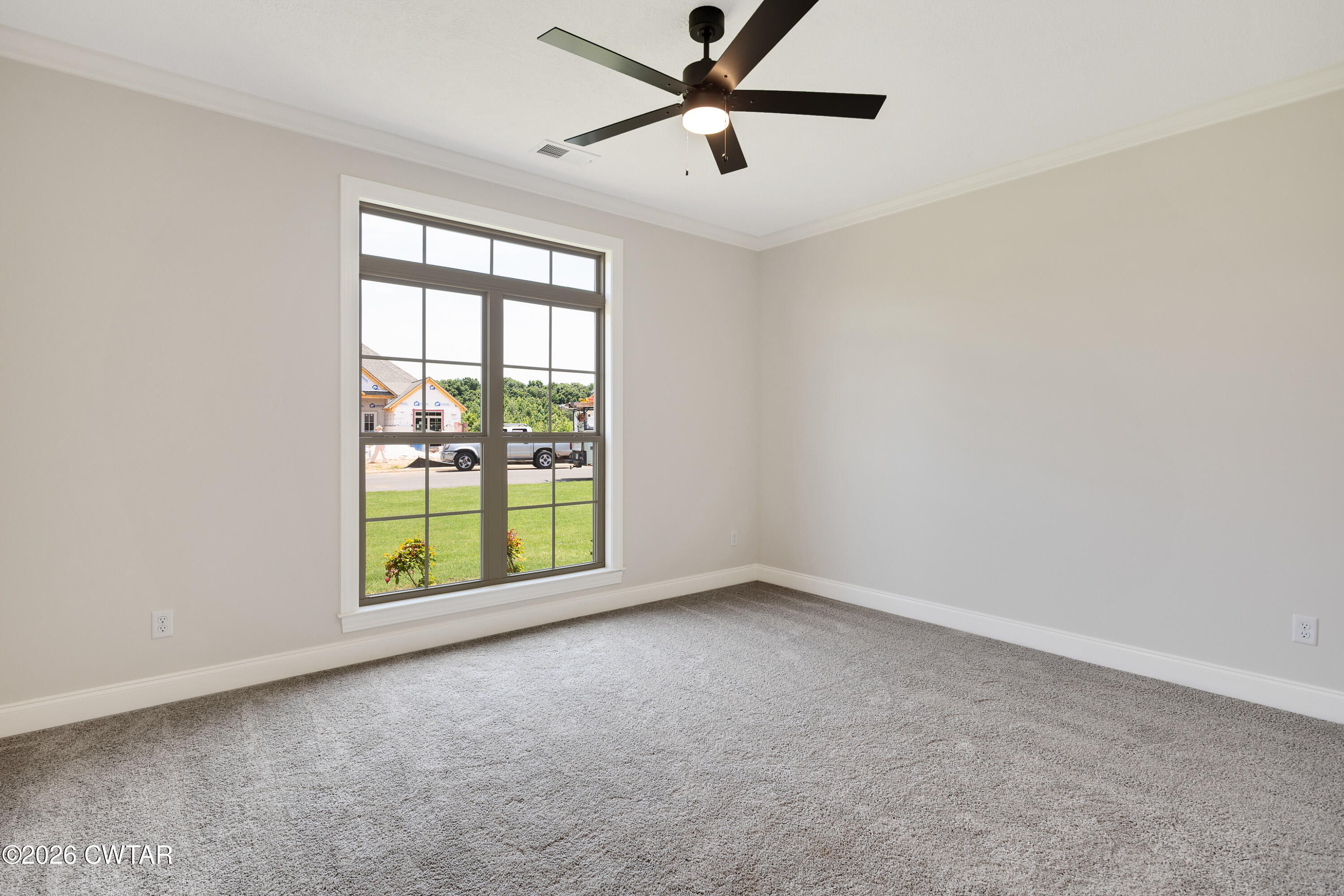 141 Roxbury Drive